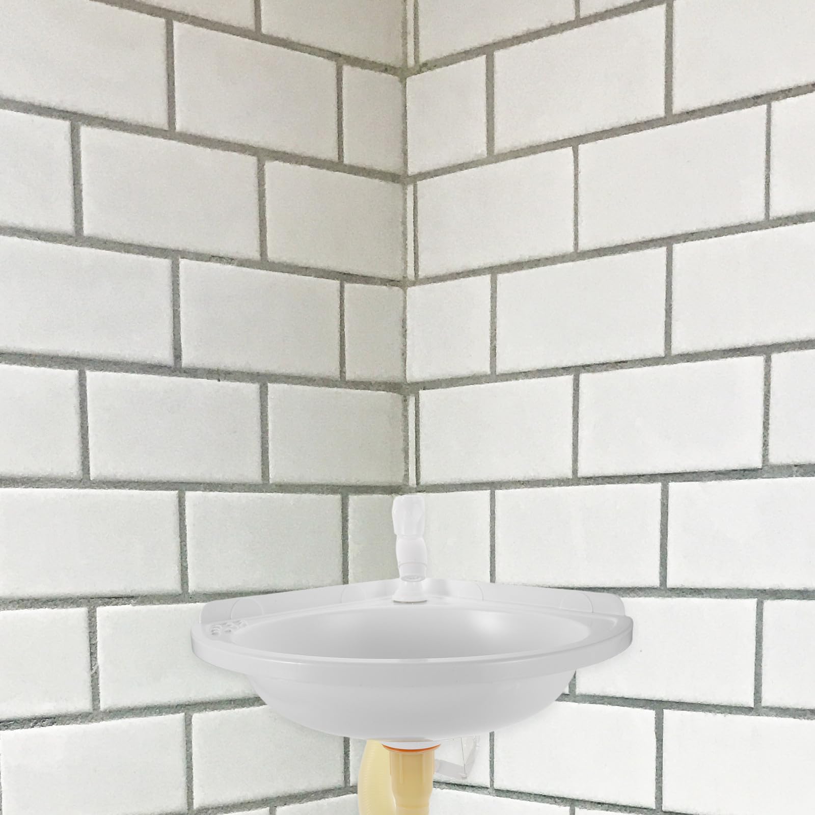 Cabilock Lavandino da bagno triangolare sospeso a parete con rubinetto, lavabo angolare in plastica, lavabo bianco a parete per uso domestico e sul balcone