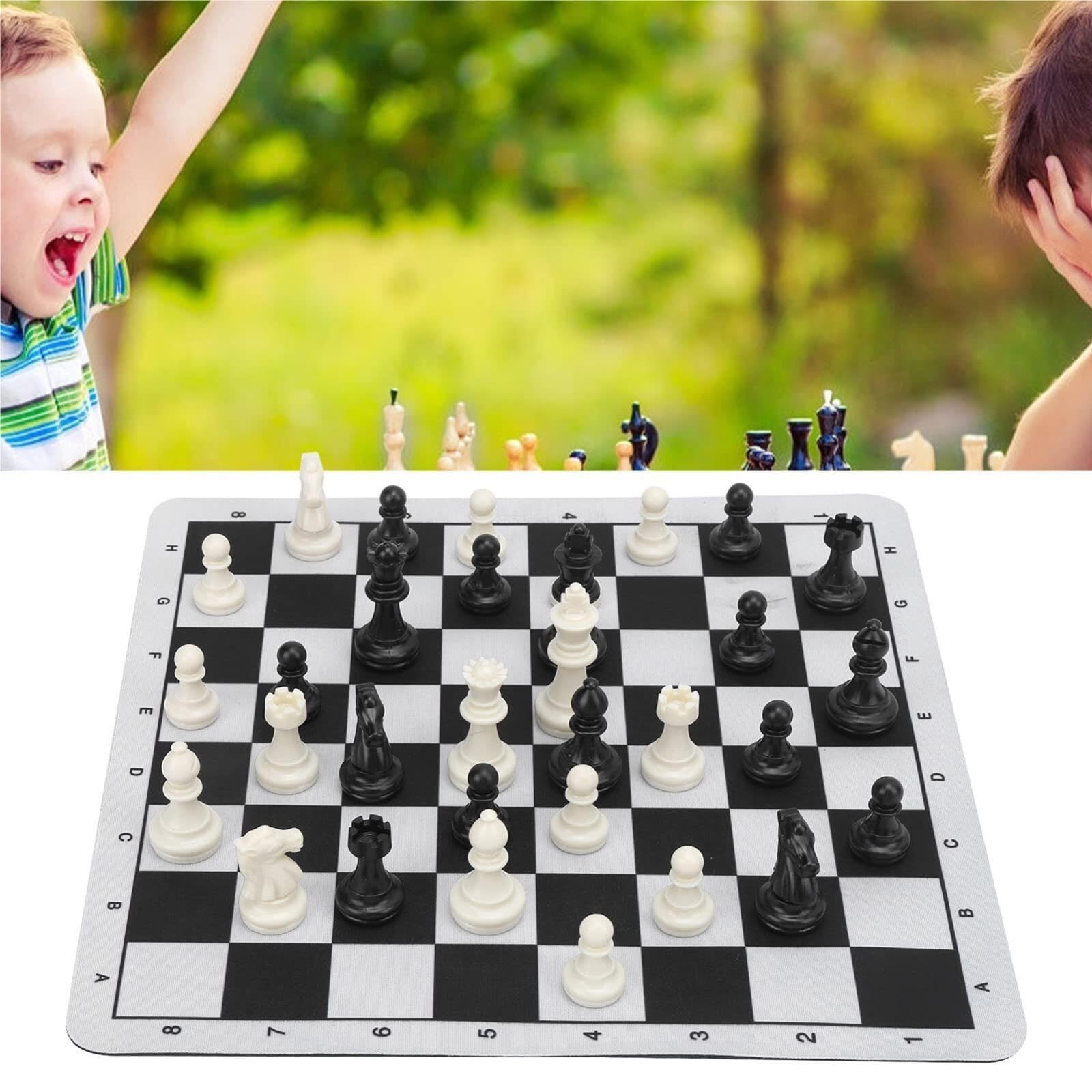 Set di scacchi standard internazionaleScacchiera in pelle | Portatile pieghevole e adatto for giochi e attività ricreative in famiglia all'aperto