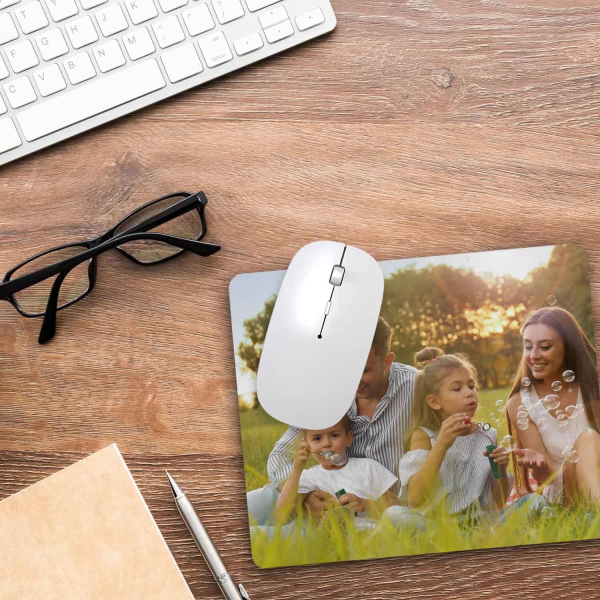 GRAVURZEILE Tappetino Personalizzato per il Mouse Stampato con Foto, 23 x 19 cm, Tappetino per Mouse per Ufficio e Gioco, Retro in Gomma Antiscivolo, Resistente, Regalo per Bambini e Giocatori