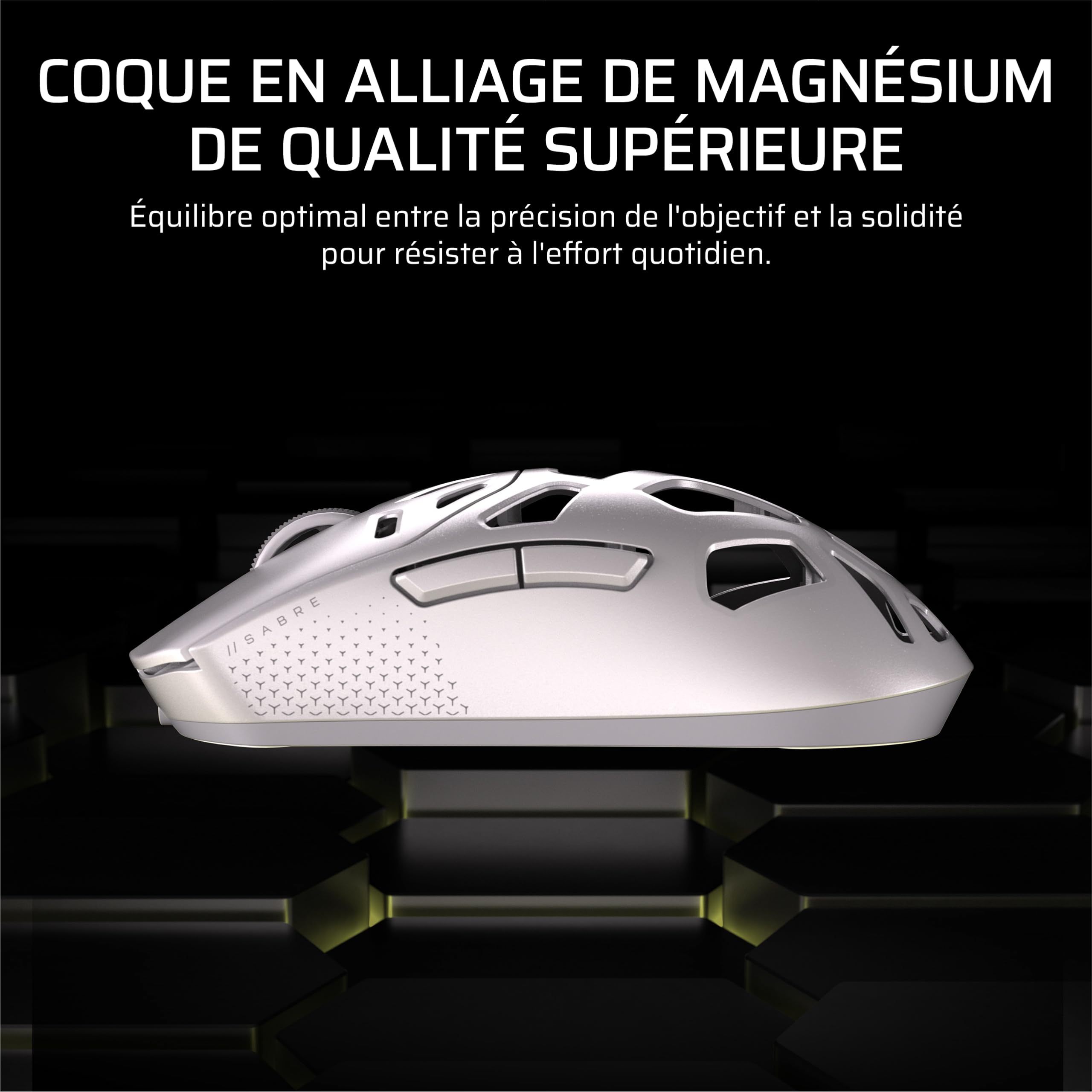 Corsair Sabre v2 Pro MG sans Fil Souris Gaming, 33 000 DPI – Blanc | D’Interrogation de 8 000 Hz, Coque en Alliage de Magnésium de 56 g, Jusqu'à 170 Heures D'autonomie de la Batterie, Web Hub