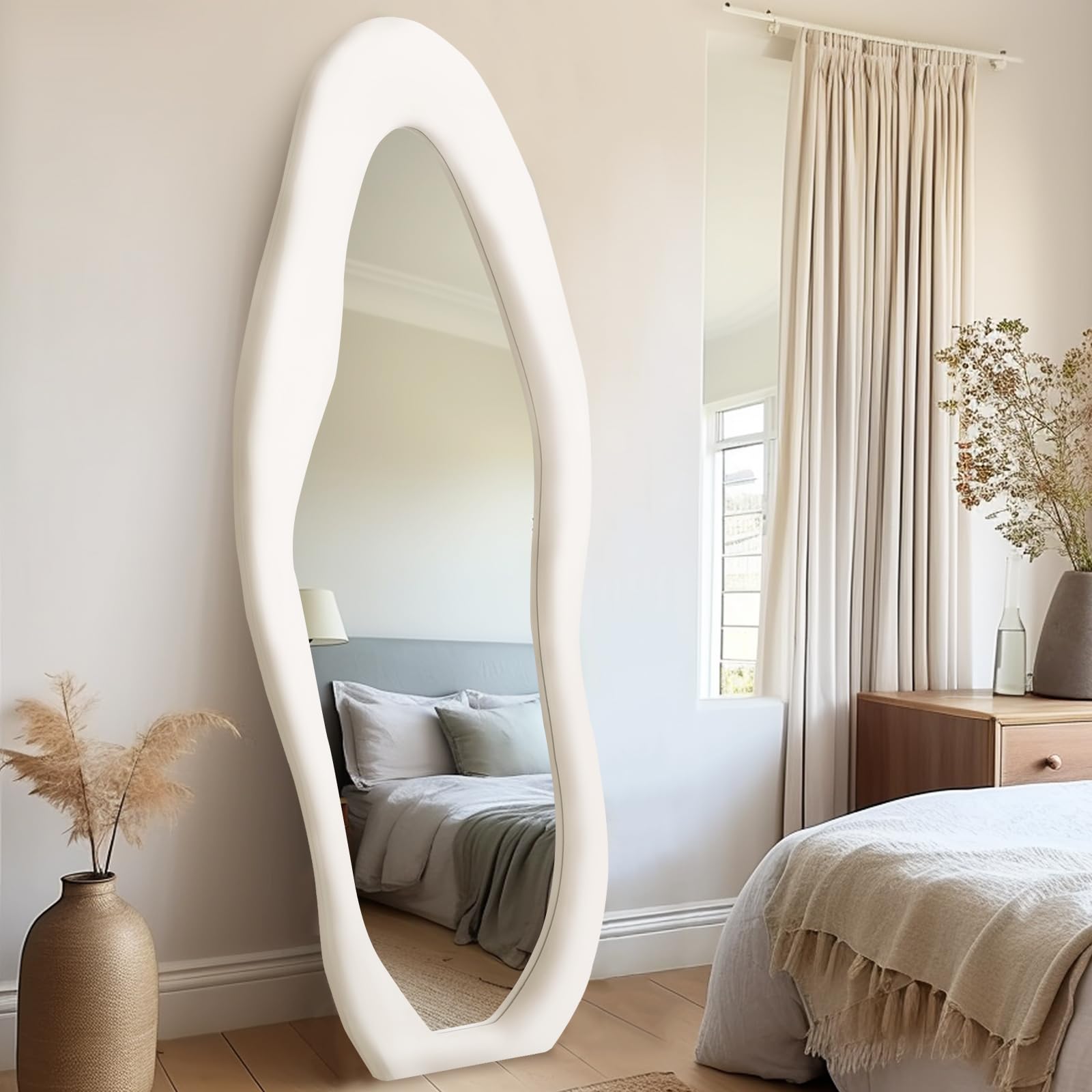 Miroir mural pleine longueur de forme ondulée irrégulière, avec support et cadre en flanelle ivoire, pour chambre à coucher et entrée, 160 x 60 cm