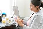 Medela Quick Clean Wipes for On-the-Go Cleaning of Breast Pumps, Accessories, and Various Surfaces, Resealable, Plant-Based, 3 Packs of 30 (90 Count)