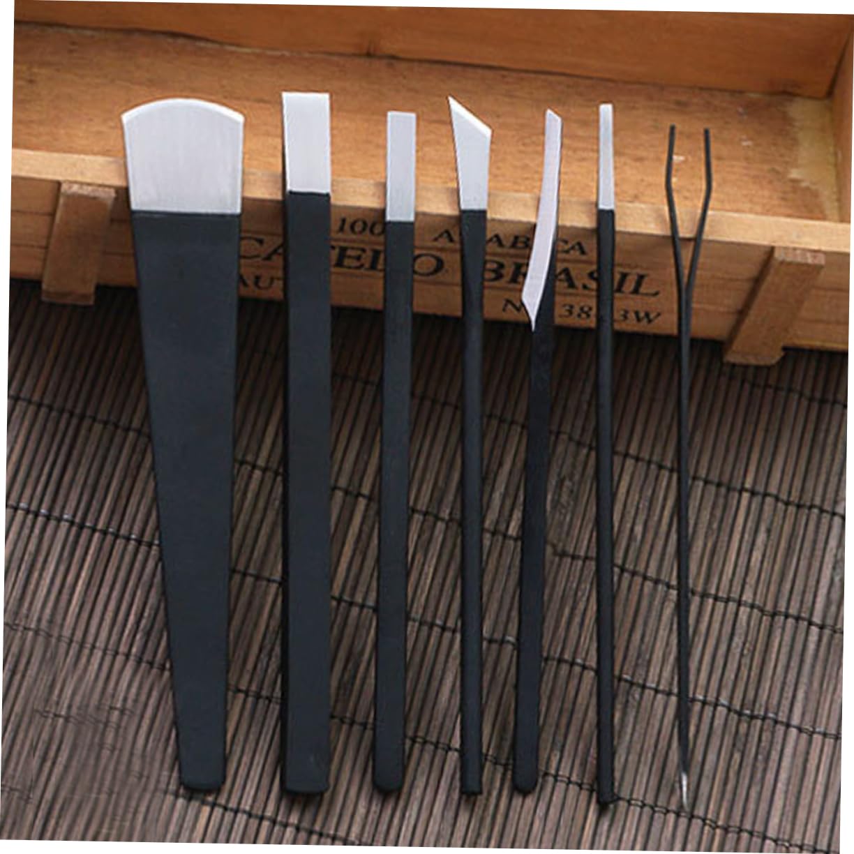 7pezzi Strumenti Professionali Per Pedicure Rimuovi Cuticole Secche e Delle Unghie Kit Manicure Completo Per Uso Domestico e Professionale