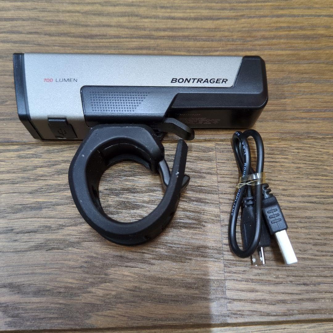 【美品】【即時発送】BONTRAGER ION COMP R 自転車用ライト BONTRAGER 「ボントレガー」 ION COMP R 700LUMEN フロント