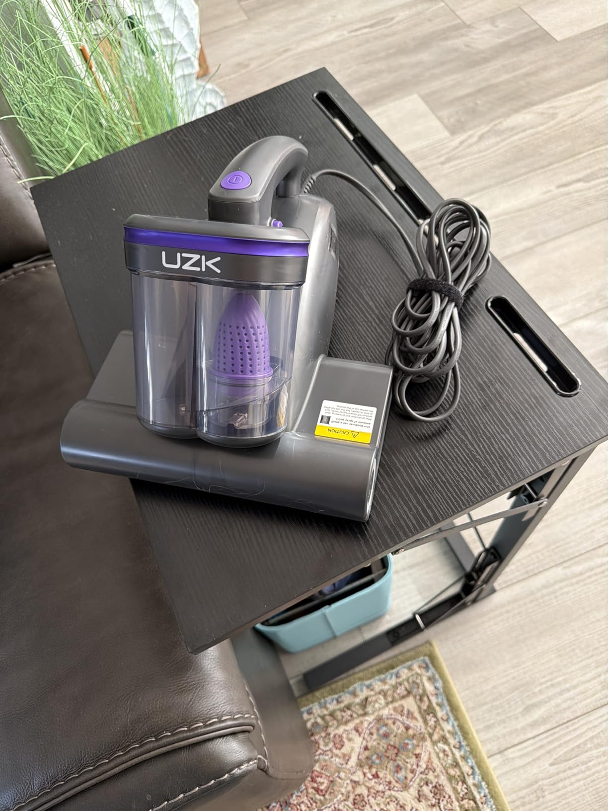 UZK handheld mattress vacuum cleaner