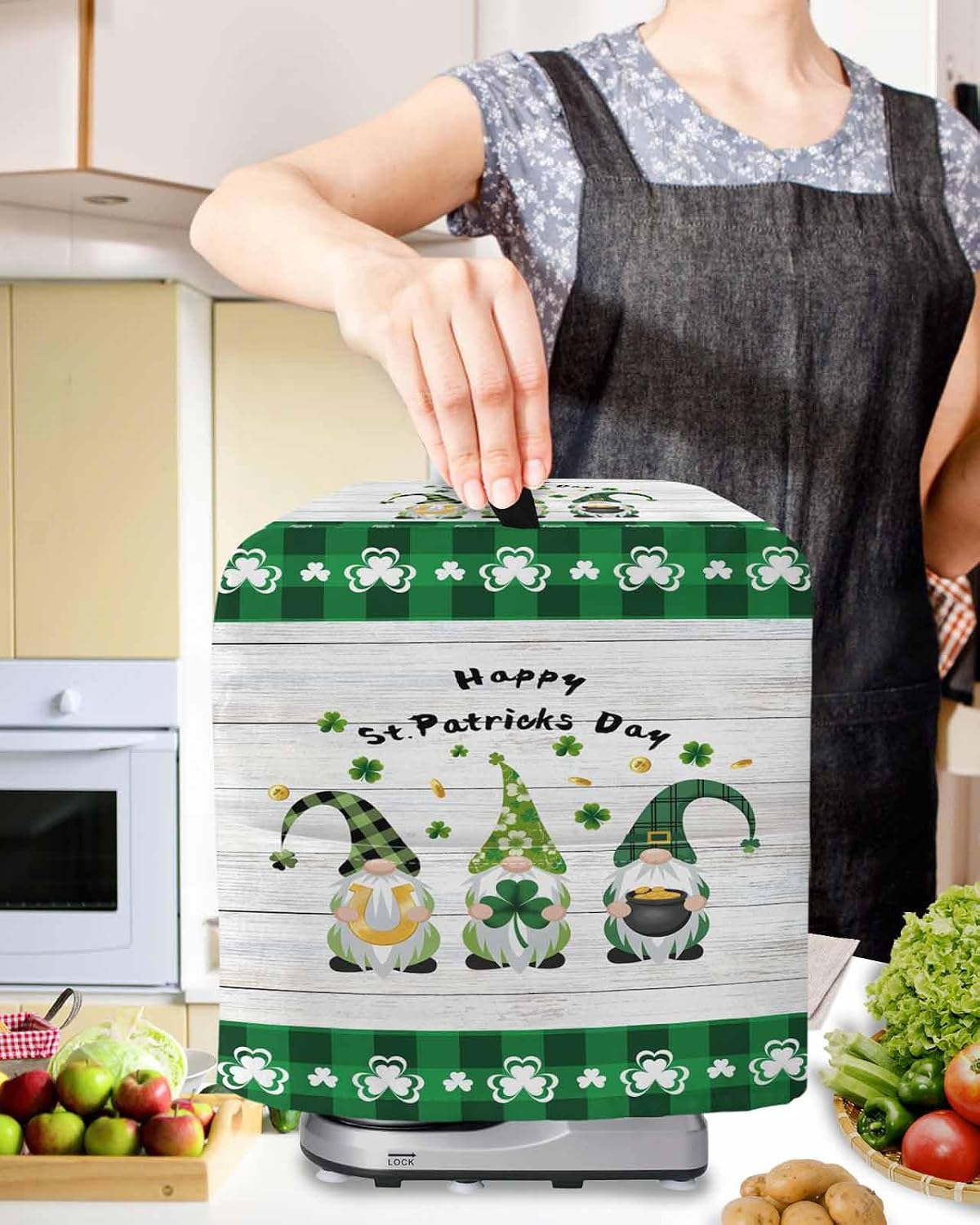 St. Patrick's Day Stand Mixer Cover with Storage Pocket, Waterproof Kitchen Mixer Covers, Green Gnomes Shamrock Gold Coin Plaid Wood Kitchen Appliance Dust Cover Compatible with 5-8 Quart Mixers