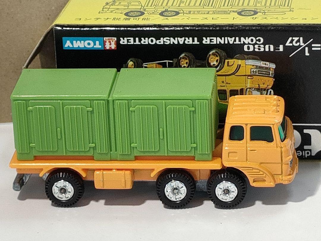 黒箱トミカ 90　ふそうコンテナ運搬車　美品　日本製　デッドストック Amazon.co.jp: 黒箱トミカ 90 ふそうコンテナ運搬車旧ホイール