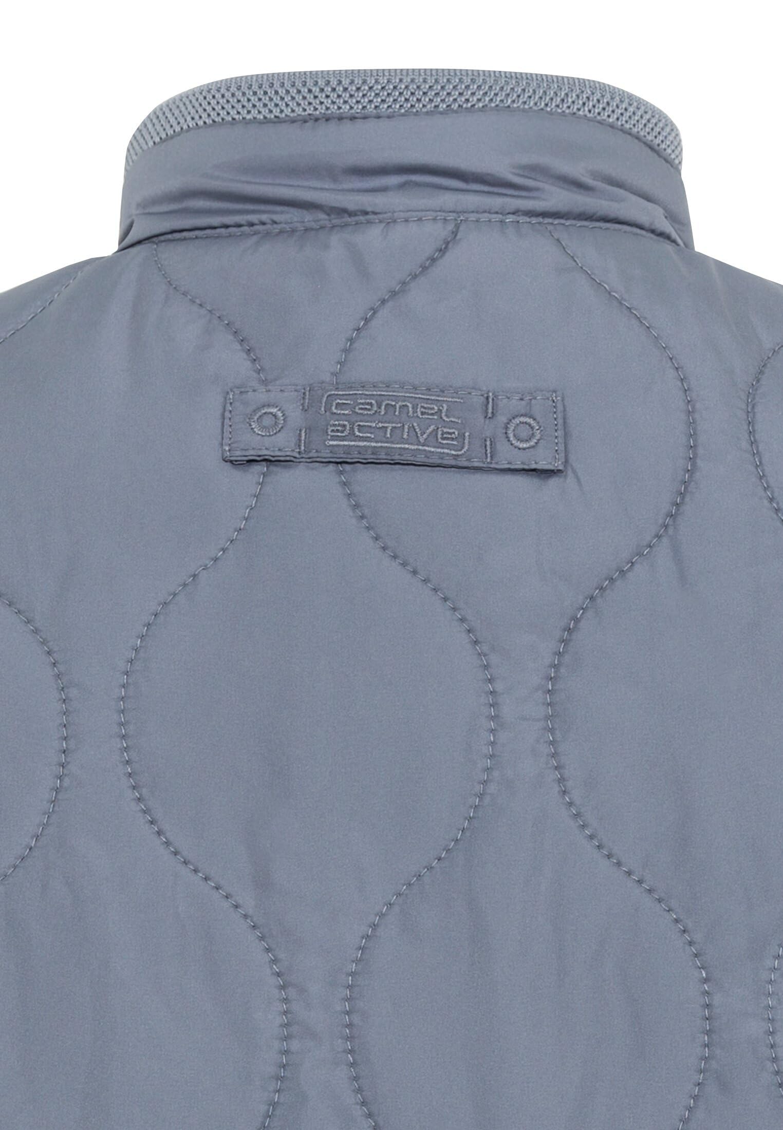 camel active Damen Kurze Steppweste aus recyceltem Polyester