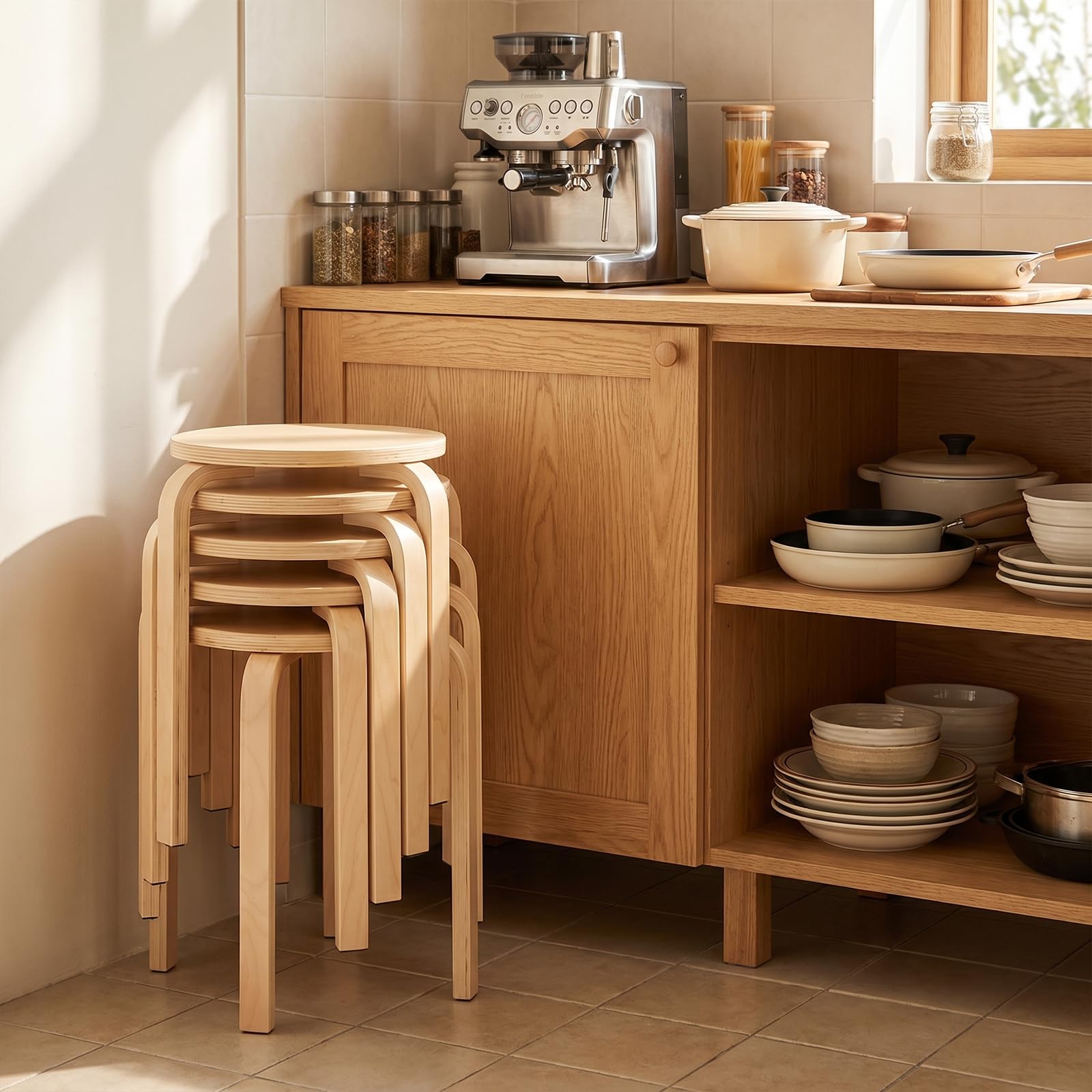 Ensemble de 4 Tabourets Empilables, Chaise de Cuisine et Salle à Manger, Tabourets Ronds sans Dossier pour Chambre à Coucher, Salon, entrée, 35x32x32cm, Naturel