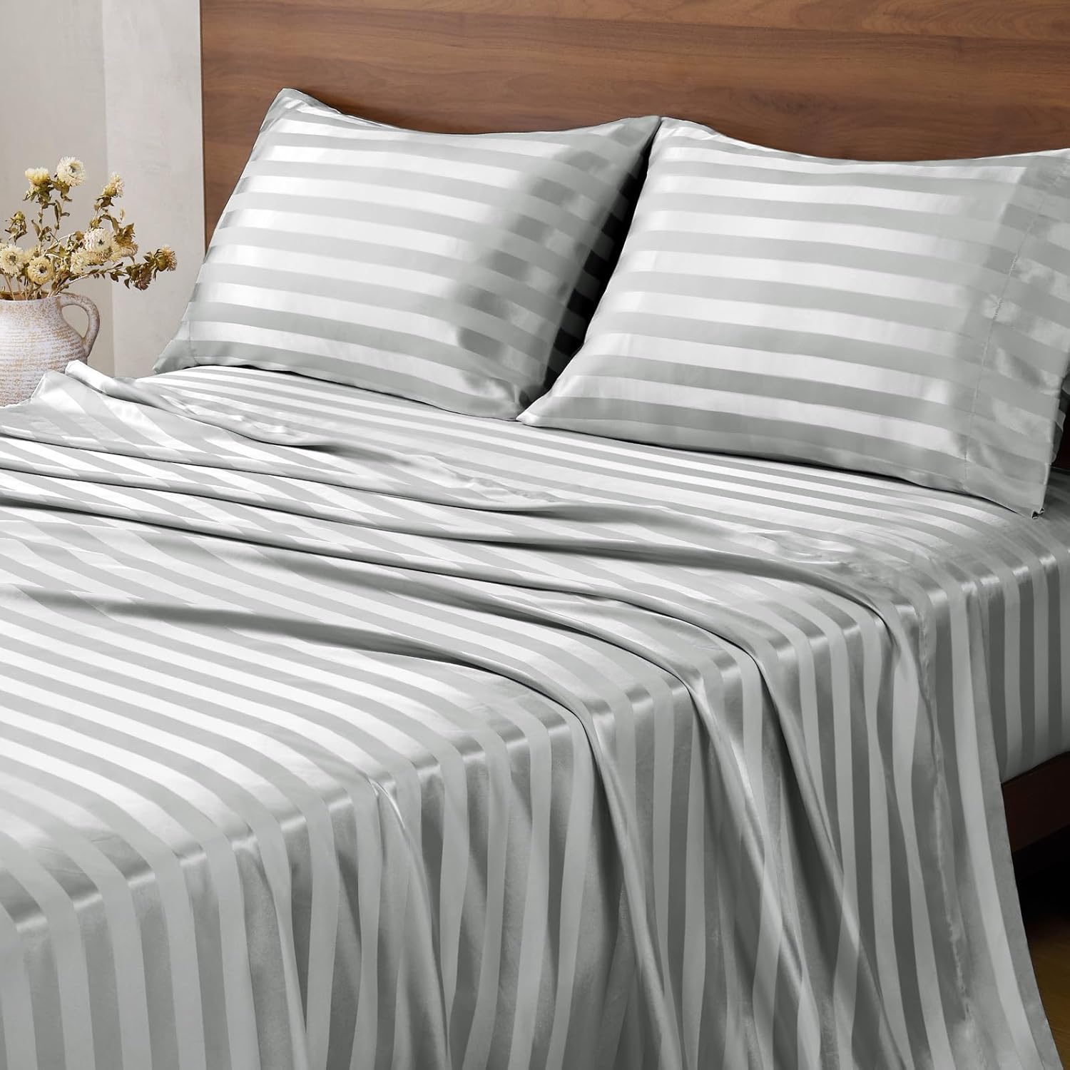 BEDELITE Satin Sheets Twin Size, Luxury Jacquard Striped Light Grey Bedsheets with Elastic Corner Straps, Similar to Silk Sheets Set 3 PC with 1 Deep Pocket Fitted Sheet, 1 Flat Sheet, & 1 Pillowcase