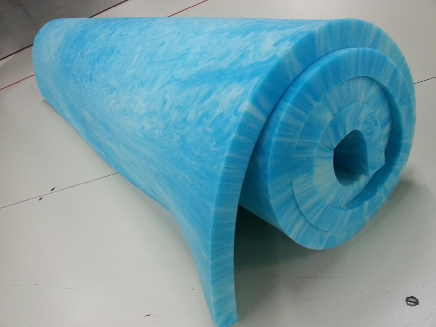 One Gel Memory Mattress Topper Queen Size (60'' x 80'' x 1'')