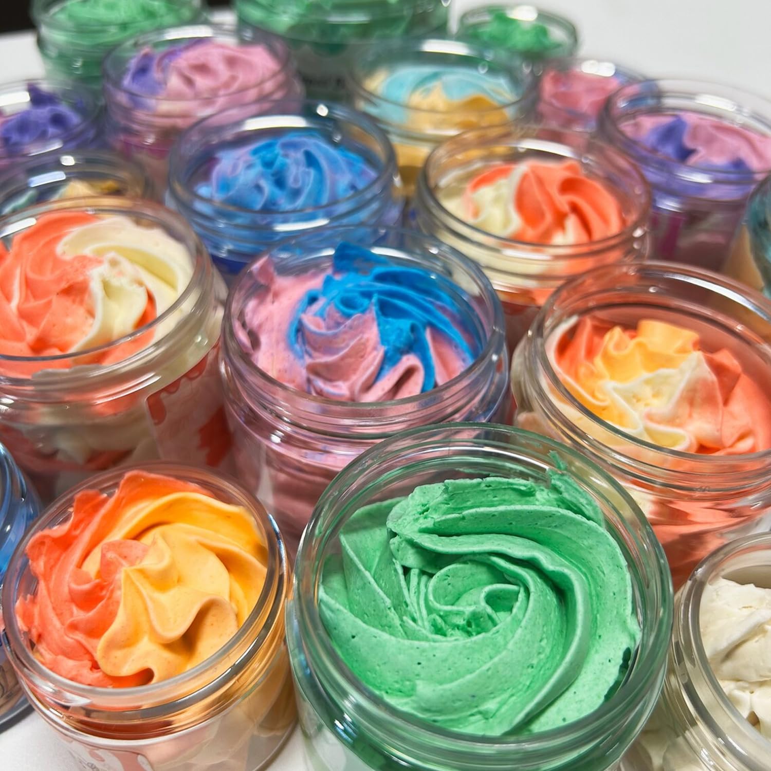 Jersey Botanical Körperbutter aus Zuckerwatte mit Sheabutter, Mangobutter und Kakaobutter, Creme, weich, natürlich und langanhaltend, intensive Feuchtigkeitsspendung.
