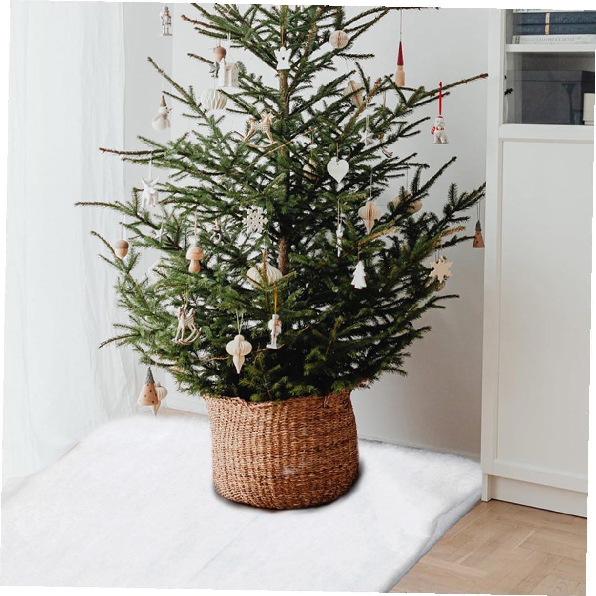 2pcs Thick White Faux Snow Blanket 1.5x1m Artificial Snow Carpet for Christmas Village Holiday Decor Indoor Winter Scene Blanket for Home Decoration