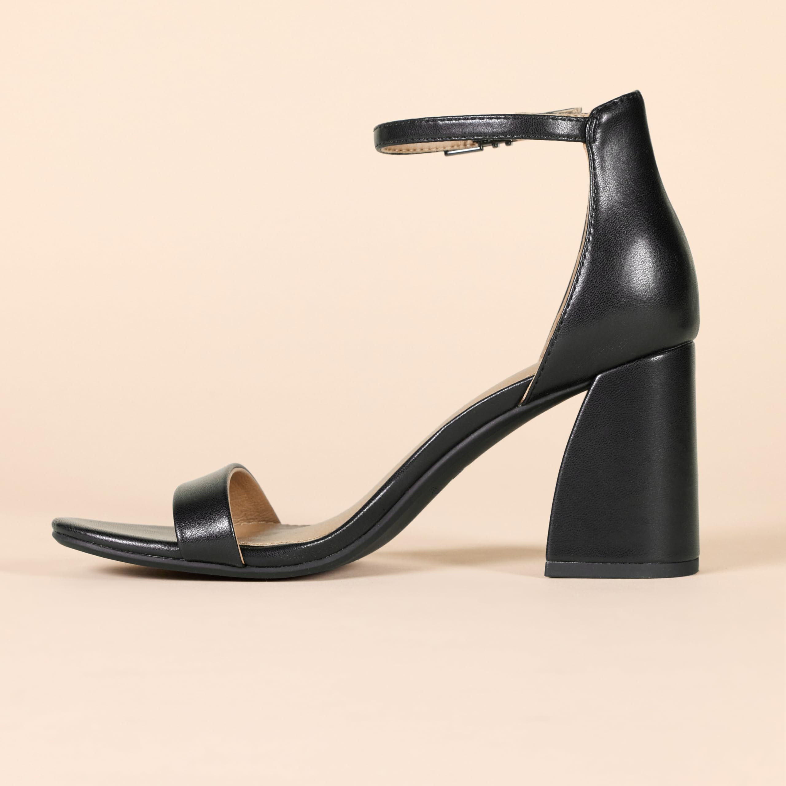 Amazon Essentials Women's Ankle Strap Block Heel Nola Sandals: 7 Black Faux Leather