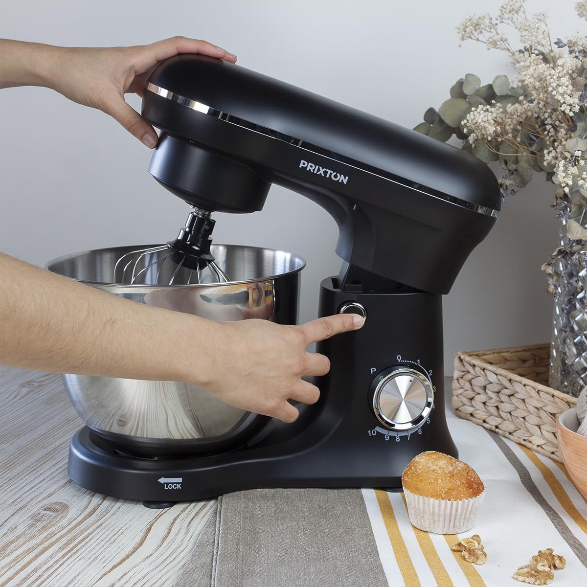 PRIXTON Batidora Amasadora KR250 para Repostería, Potencia 1500W, 10 Velocidades, Bol Acero Inoxidable de 5 litros, 3 accesorios, Tapa Transparente, Color Negro Mate