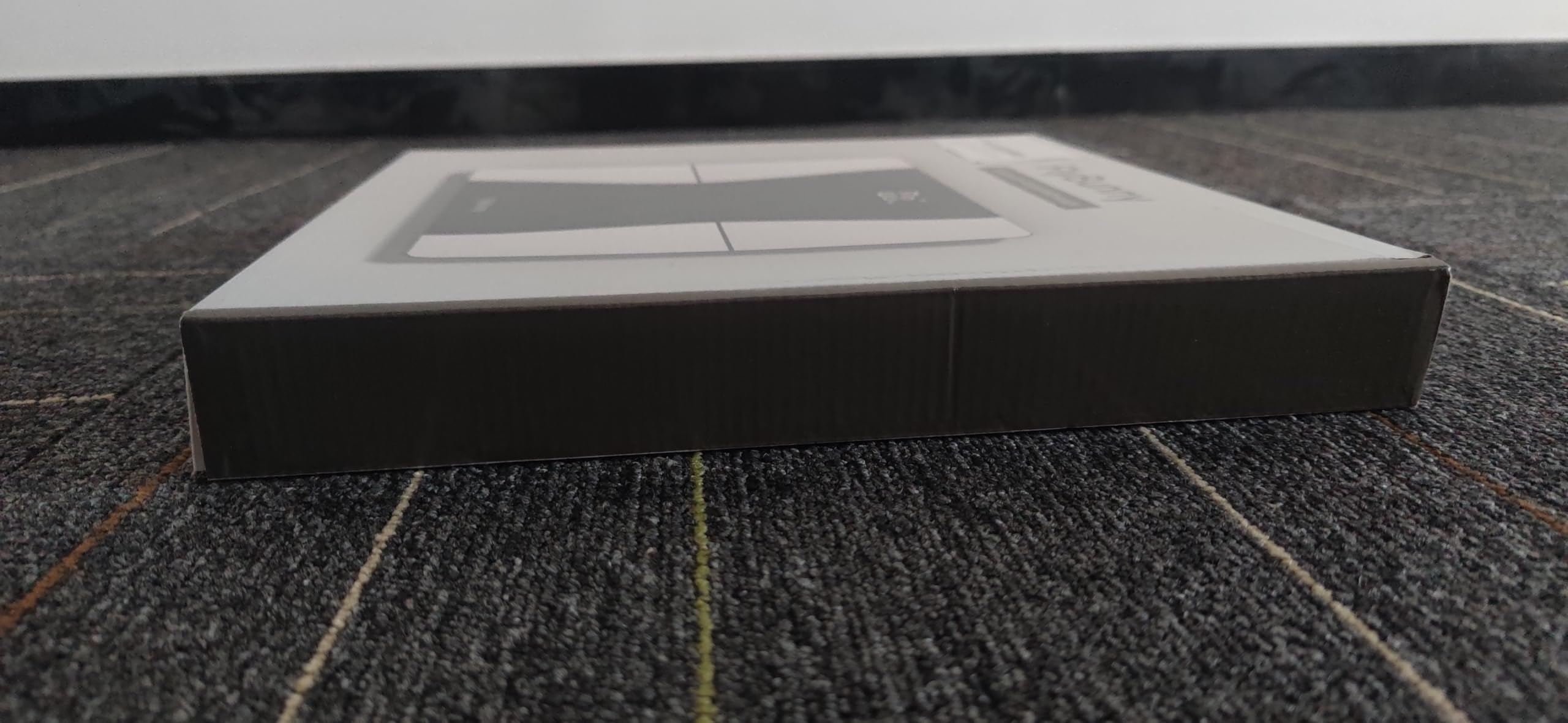 Bluetooth Körperfettwaage mit App – Präzise Personenwaage bis 180 kg, Digitale Anzeige, BMI & Muskelanalyse, 18 Körperwerte, kompatibel mit LeAo Health