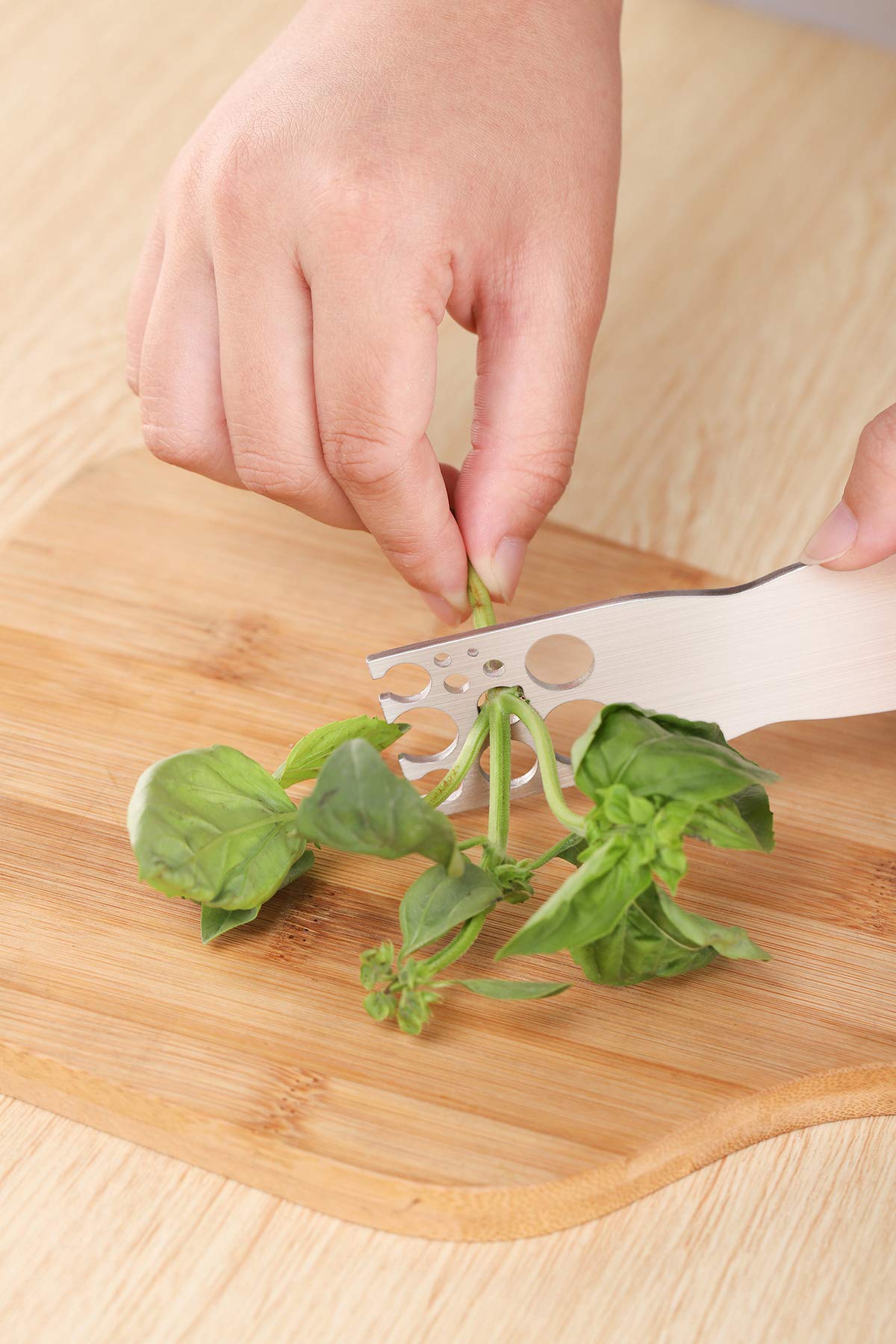 Ropto Herb Stripper Herb Leaf Stripper Tool for Cilantro,Kale