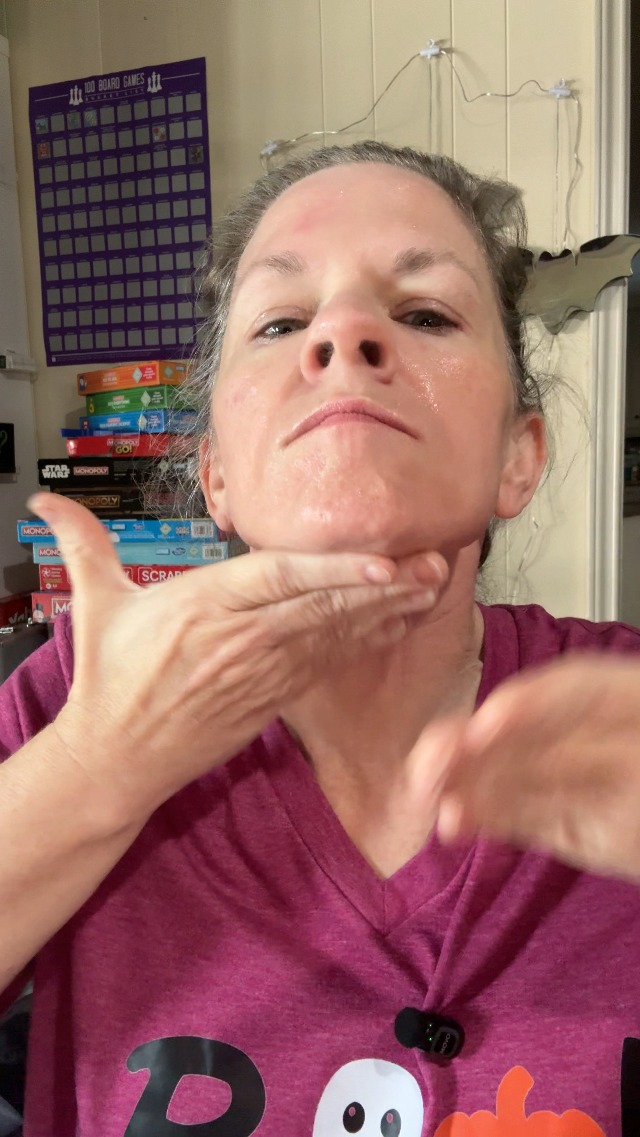 Image of Medicube Collagen Jelly Cream, Niacinamide and Freeze-Dried Collagen improves uneven skin tone, boosts hydration, and 24-hour glow. No artificial colors. Korean skincare - 50ml