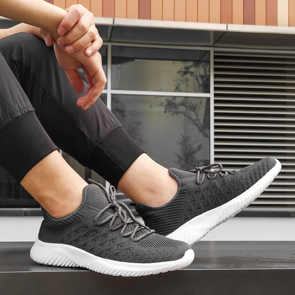 Feethit - Zapatillas de senderismo para hombre, ligeras, transpirables, antideslizantes, cómodas y a la moda para hombres, Gris (Gris oscuro), 43 EU