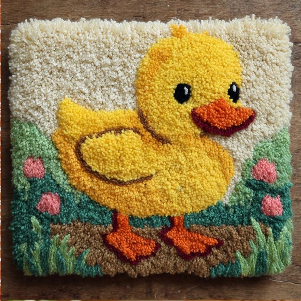 Axiangzik C Latch Hook Ushion Kit,Duckling Diy Throw Pillow Over 43X43cm