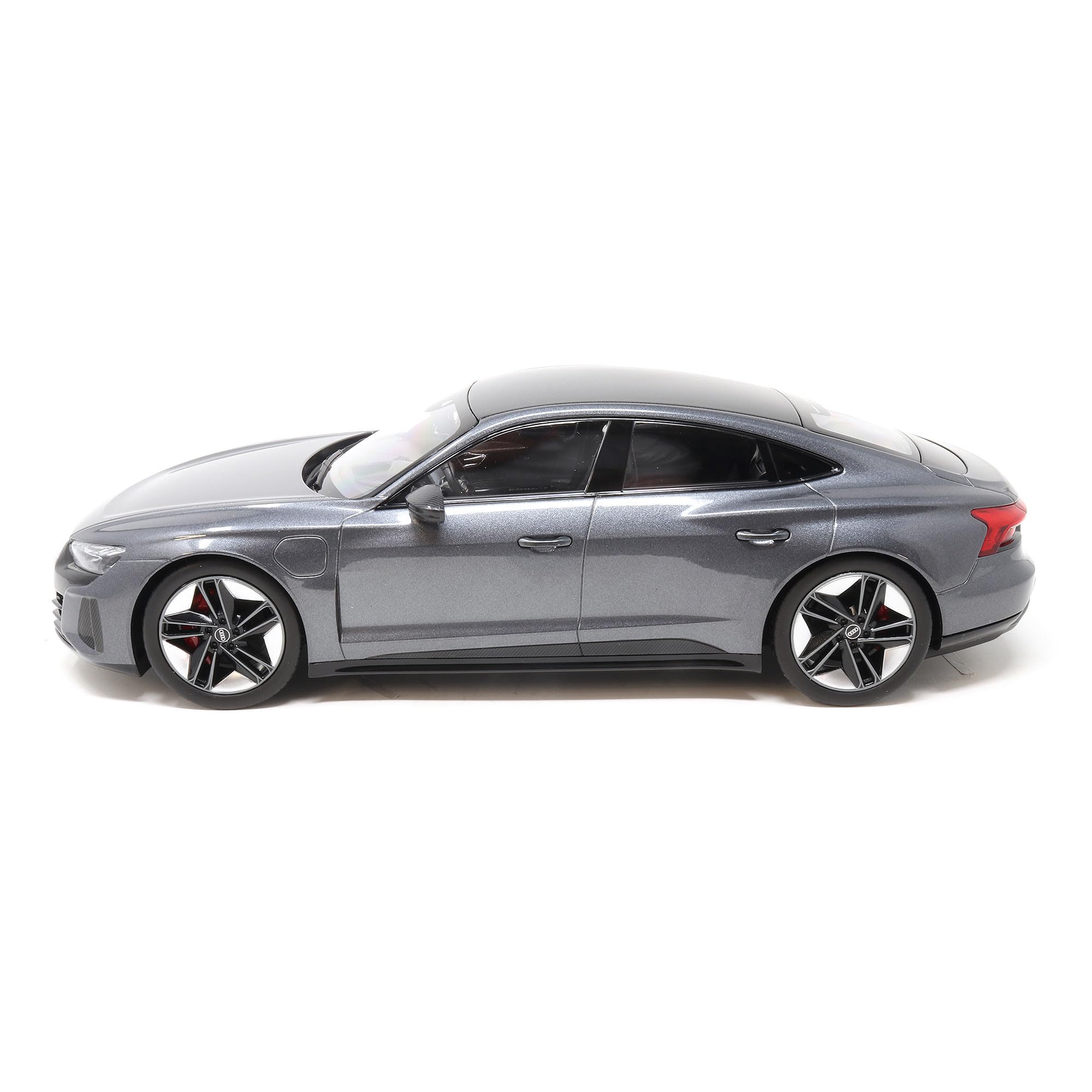 OPO 10 - Model car compatible with Audi RS e-tron GT 2021 Grey metallic scale 1:18 Norev - 120051 - Image 4
