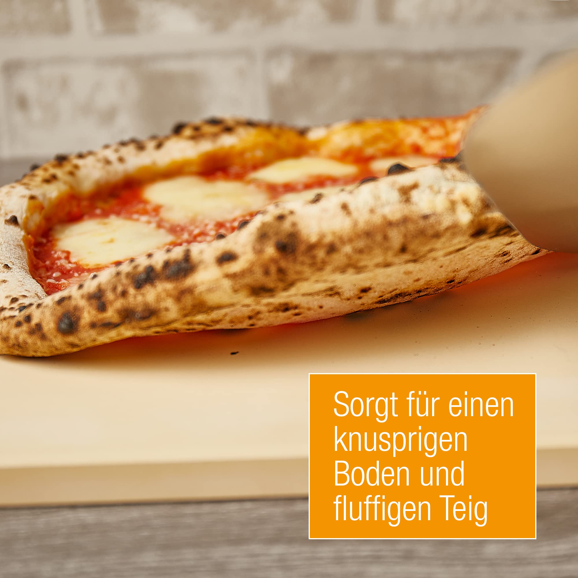 Amazy Pizzastein inkl. Bambus Pizzaschaufel, Dauerbackfolie und Beileger – Der Ultra-hitzebeständige Brotbackstein verleiht Ihrer Pizza den original italienischen Geschmack knuspriger Steinofenpizza