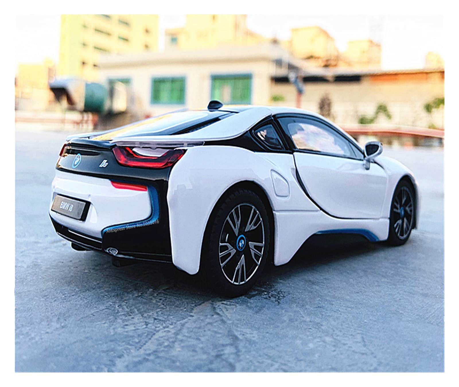 Amazon | 1:18 BMW I8 コンセプトカー スーパーカー 静的
