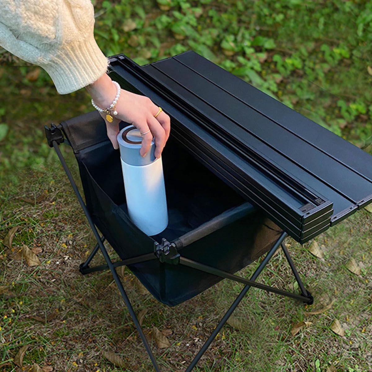 Portable Camping Table Folding Outdoor Beach Table with Carry Bag, Lightweight Foldable Barbecue Desk for Hiking Picnic and Tailgating