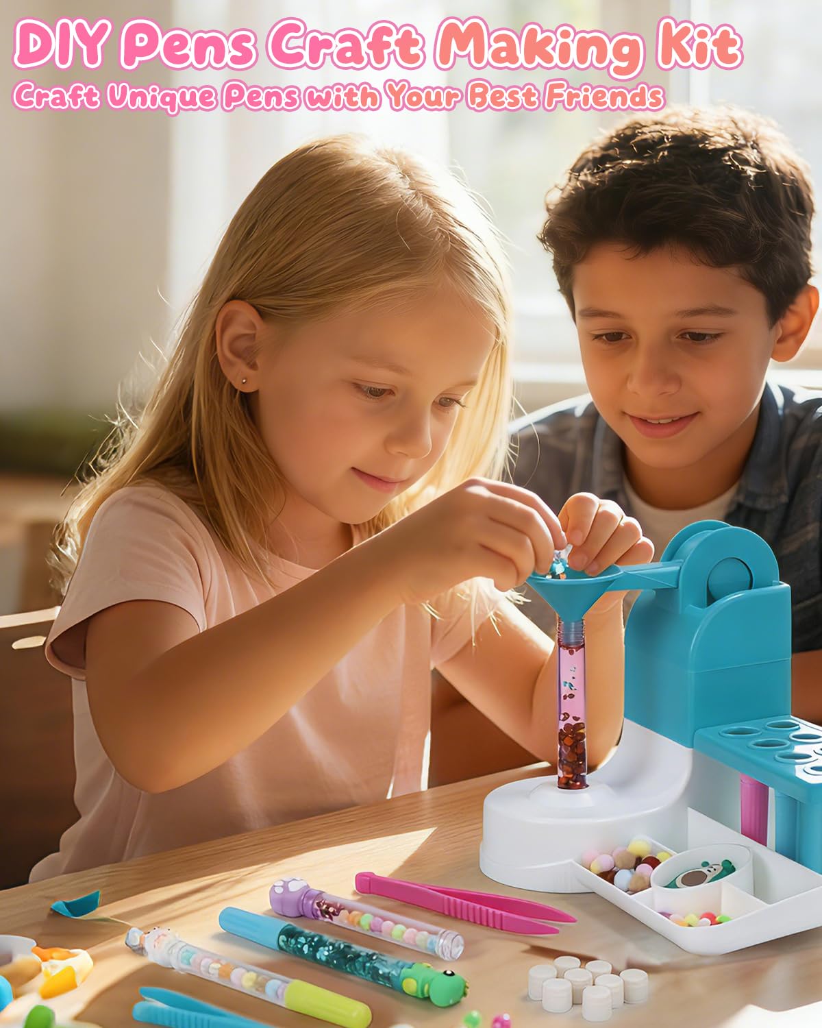 Stifte Selber Machen Set Kinder ab 6 Jahre - Mein Stift Atelier mit 50+ Zubehör für 10 Personalisierte Stifte (Glitzer, Federn, Figuren)， Kreativset als Geschenk zum Kindergeburtstag und Einschulung