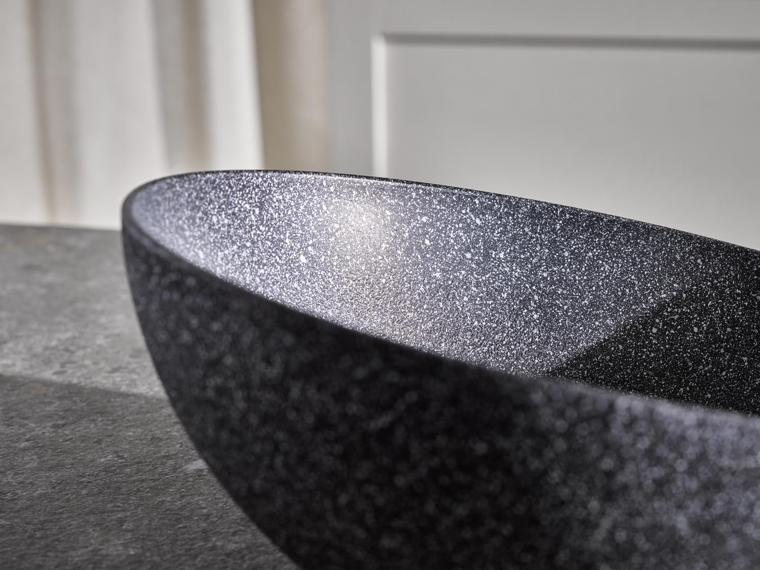 APS 30011 - Ciotola in alluminio con rivestimento antiaderente, Ø 32,5 cm, 3 litri, colore: Nero