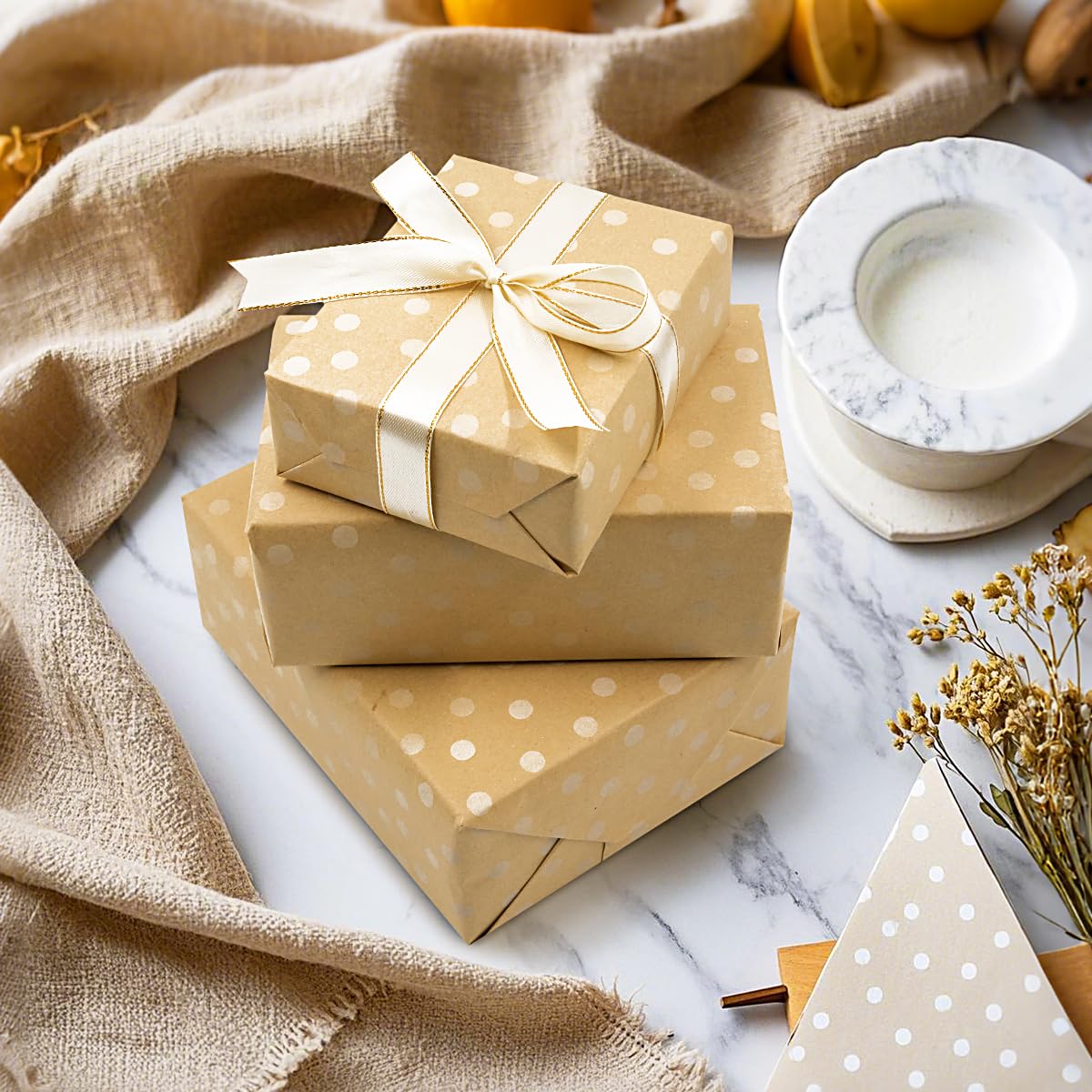 Rollo de papel para envolver regalos de cumpleaños, 43 cm x 15 m, papel kraft reciclable con estampado de lunares para cumpleaños, bodas, Navidad y decoración de fiestas