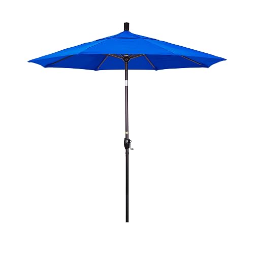 California Umbrella 7.5' Round Aluminum Market Umbrella, Crank Lift, Push