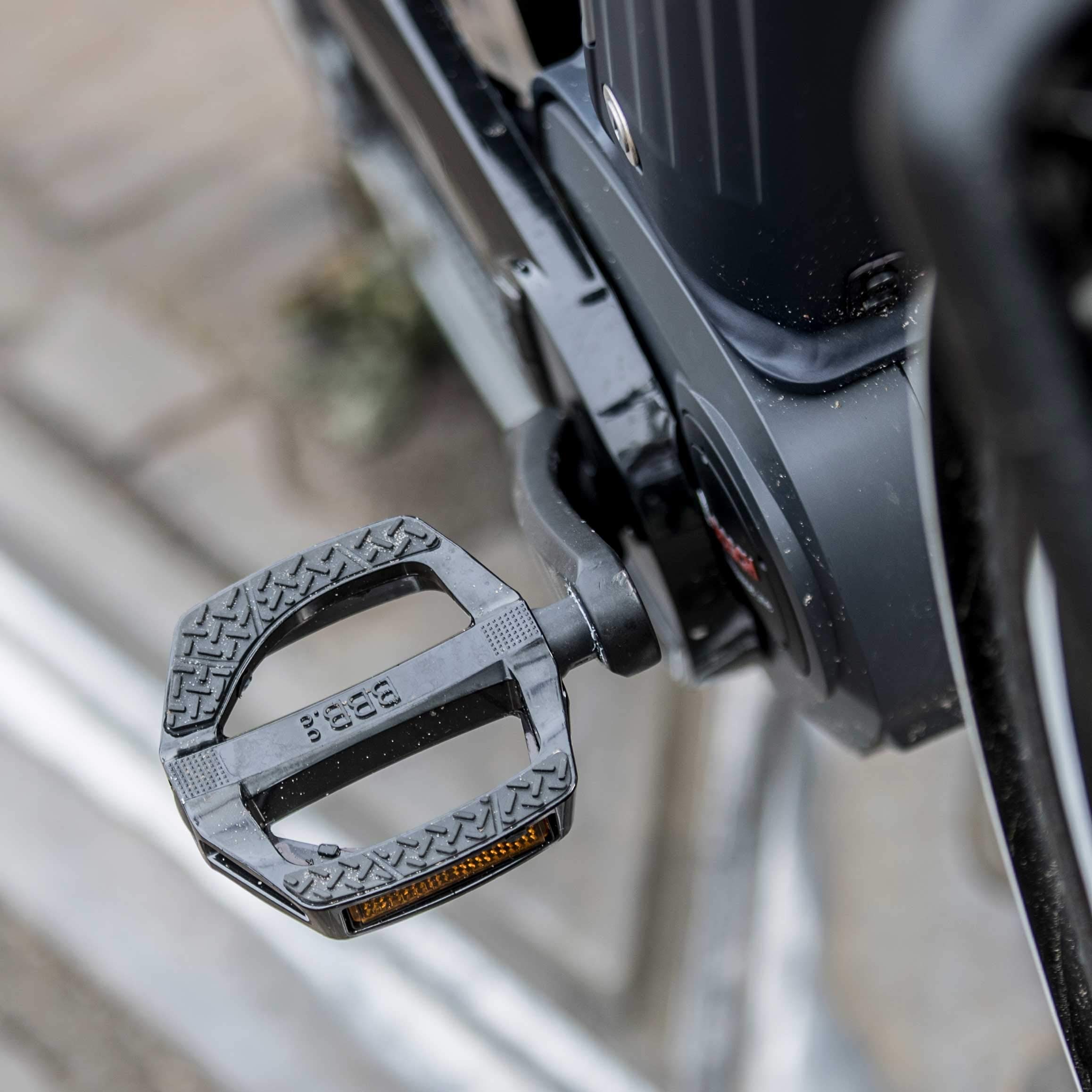BBB Fietspedalen plat 9/16 inch I City Bike pedaal met reflectoren en anti-slip I lichtgewicht en duurzame fietspedalen voor stedelijke en elektrische fietsen I ErgoRide BPD-46