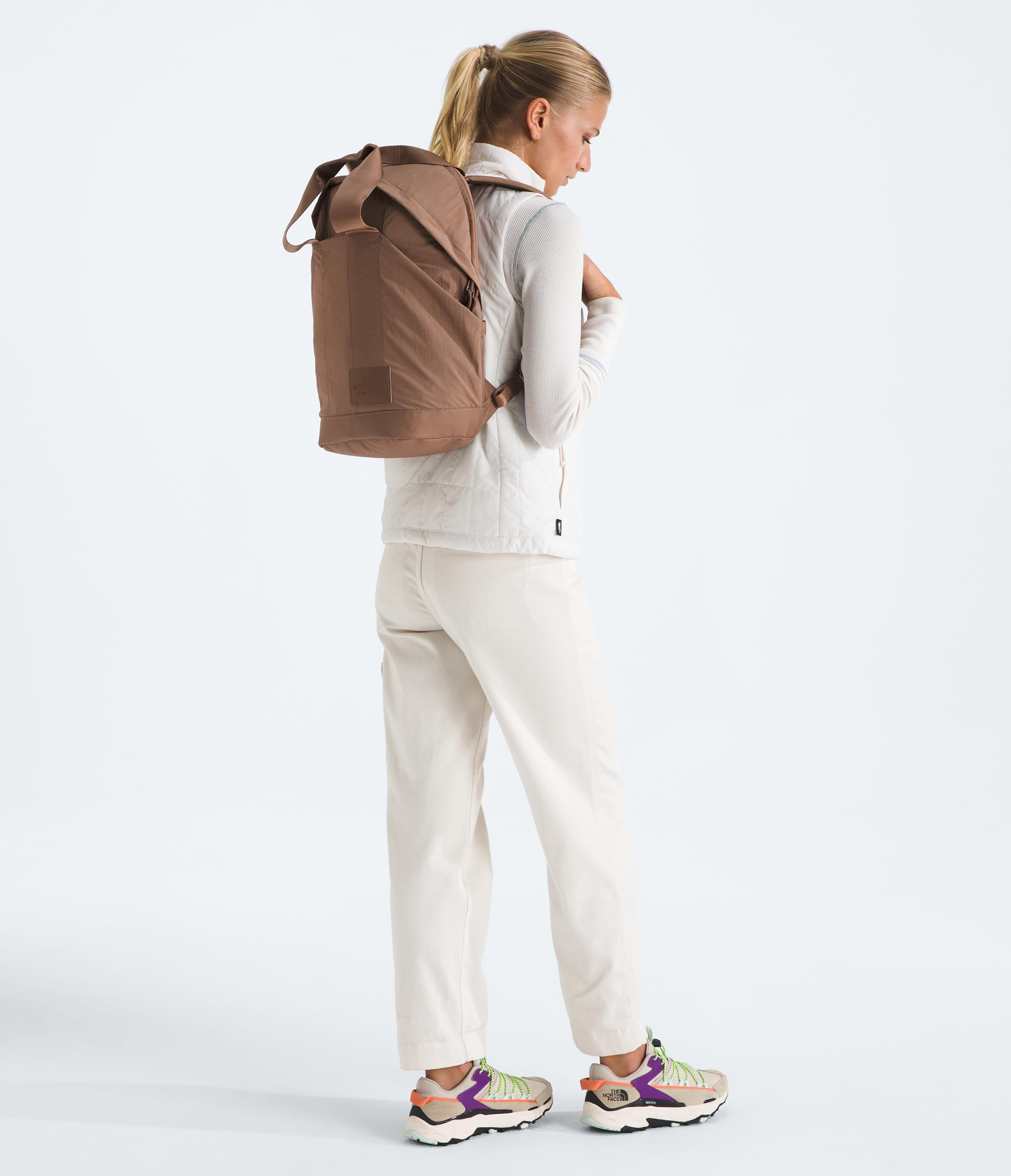 THE NORTH FACE NF0A81DT6IH W NEVER STOP DAYPACK Sports backpack Mujer Latte Tamaño OS