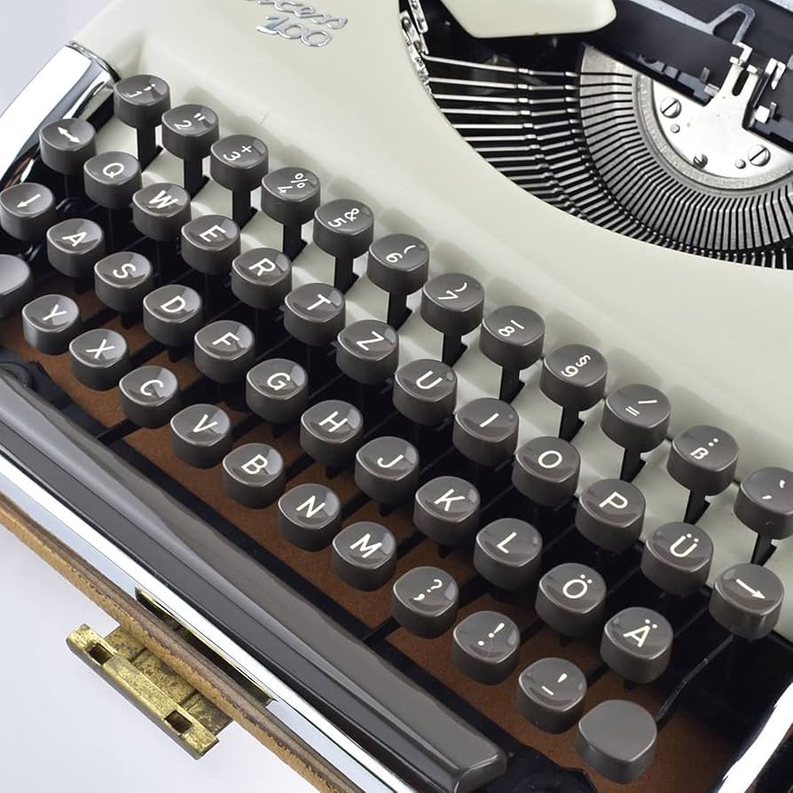 Amazon.co.jp: 1955年 ドイツ製 昔ながらのタイプライター 機械