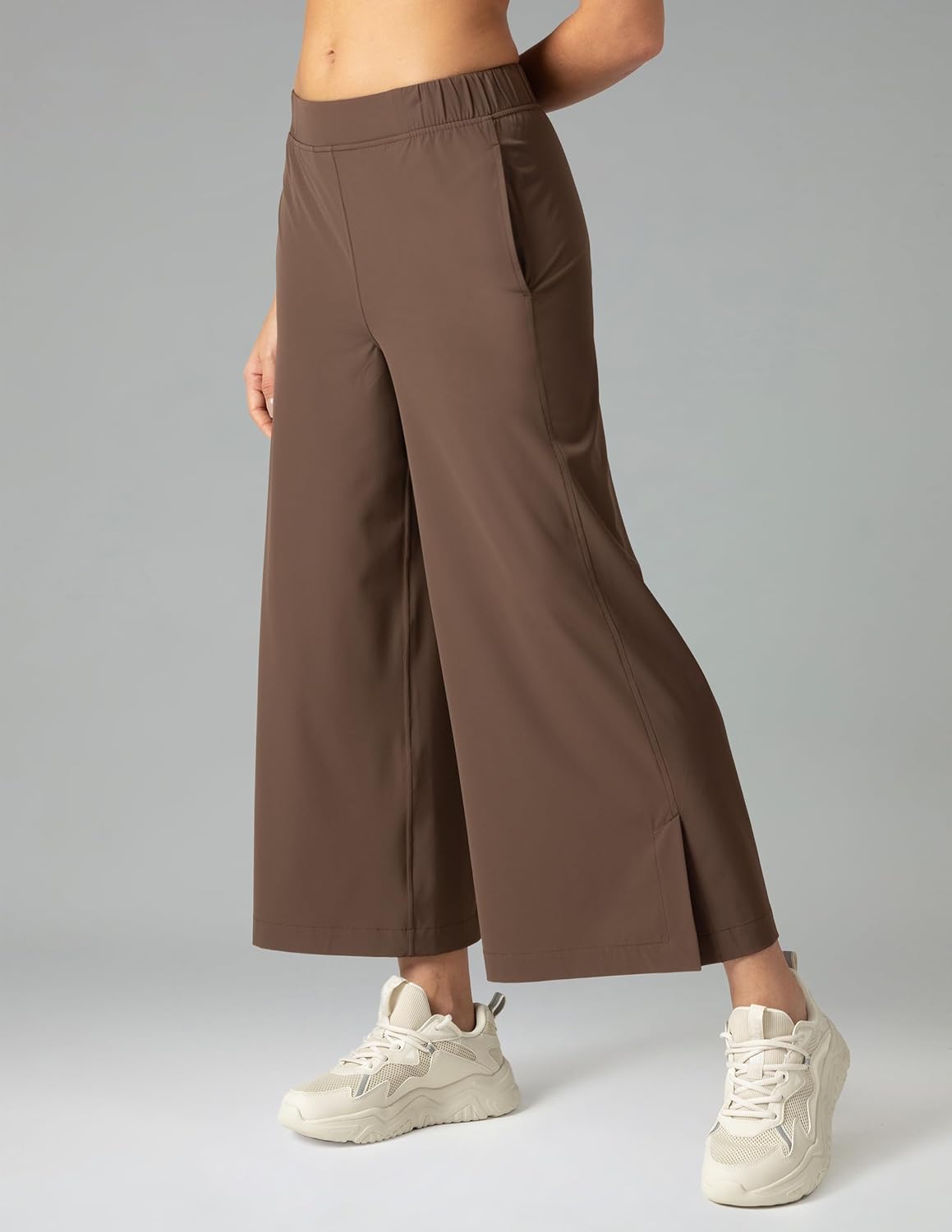 Colorfulkoala Women's Lightweight Wide Leg Cropped Pants High Waisted Loose Casual Lounge Pants Trousers with Pockets - Image 3