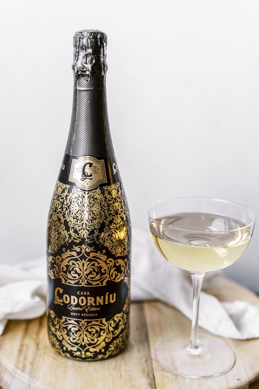 Botella de Cava Codorníu Edición Limitada Brut por sólo 8,03€ ¡¡37% de descuento en compra recurrente!!