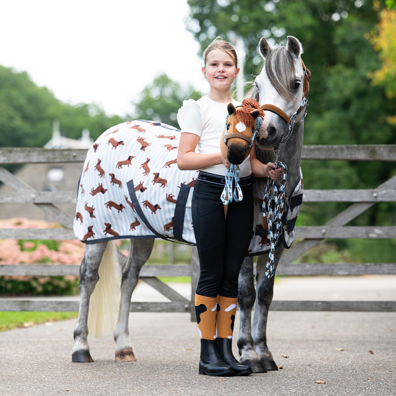 QHP Steckenpferd Hobby Horse (Chestnut)
