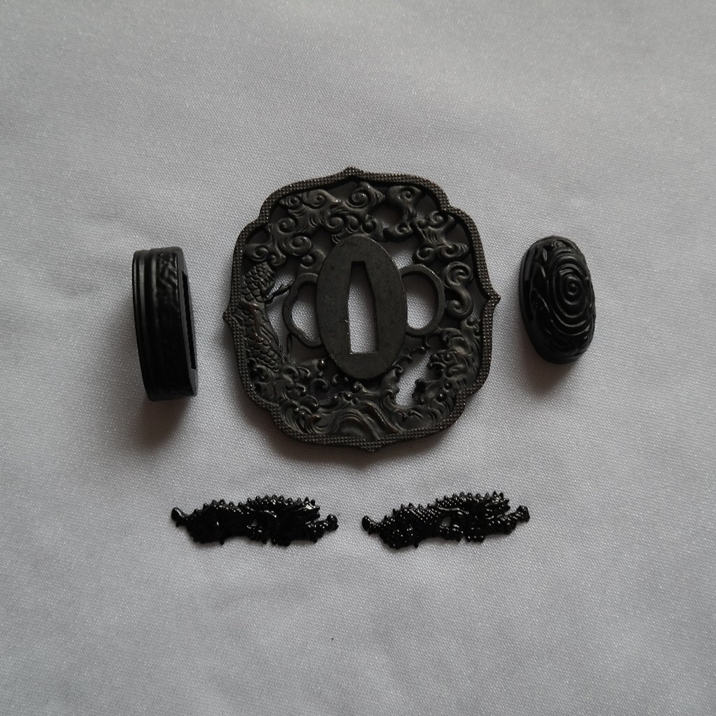 Samurai Sword Koshirae Set，Alloy Tsuba Fuchi Kashira Menuki Katana Fittings — image 1