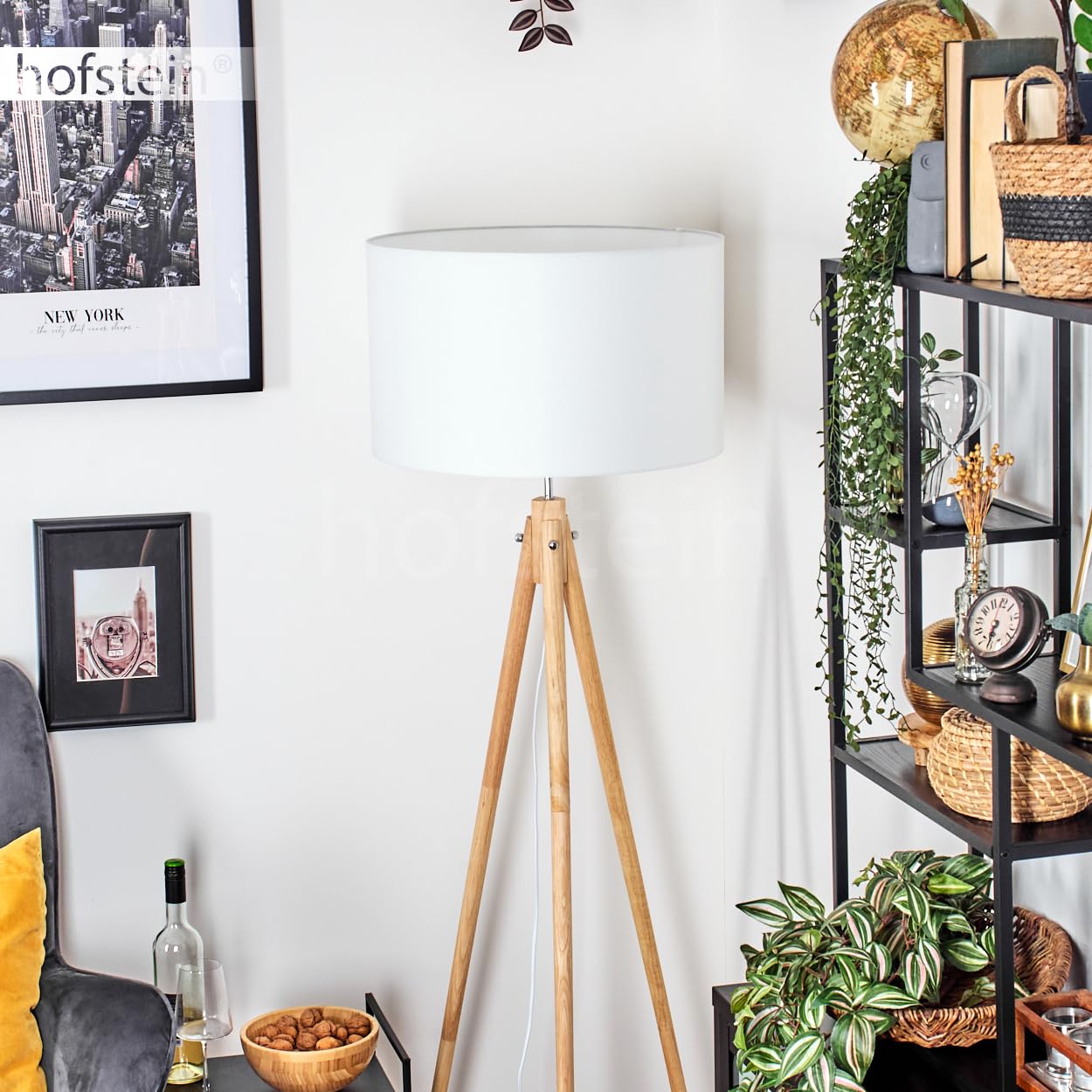 Stehleuchte Flemming, Stehlampe aus Holz/Stoff in Naturfarben/Weiß, Leuchte im skandinavischen Design mit rundem Schirm (Ø 50 cm) u. Fußschalter, Höhe 162 cm, 1 x E27, ohne Leuchtmittel
