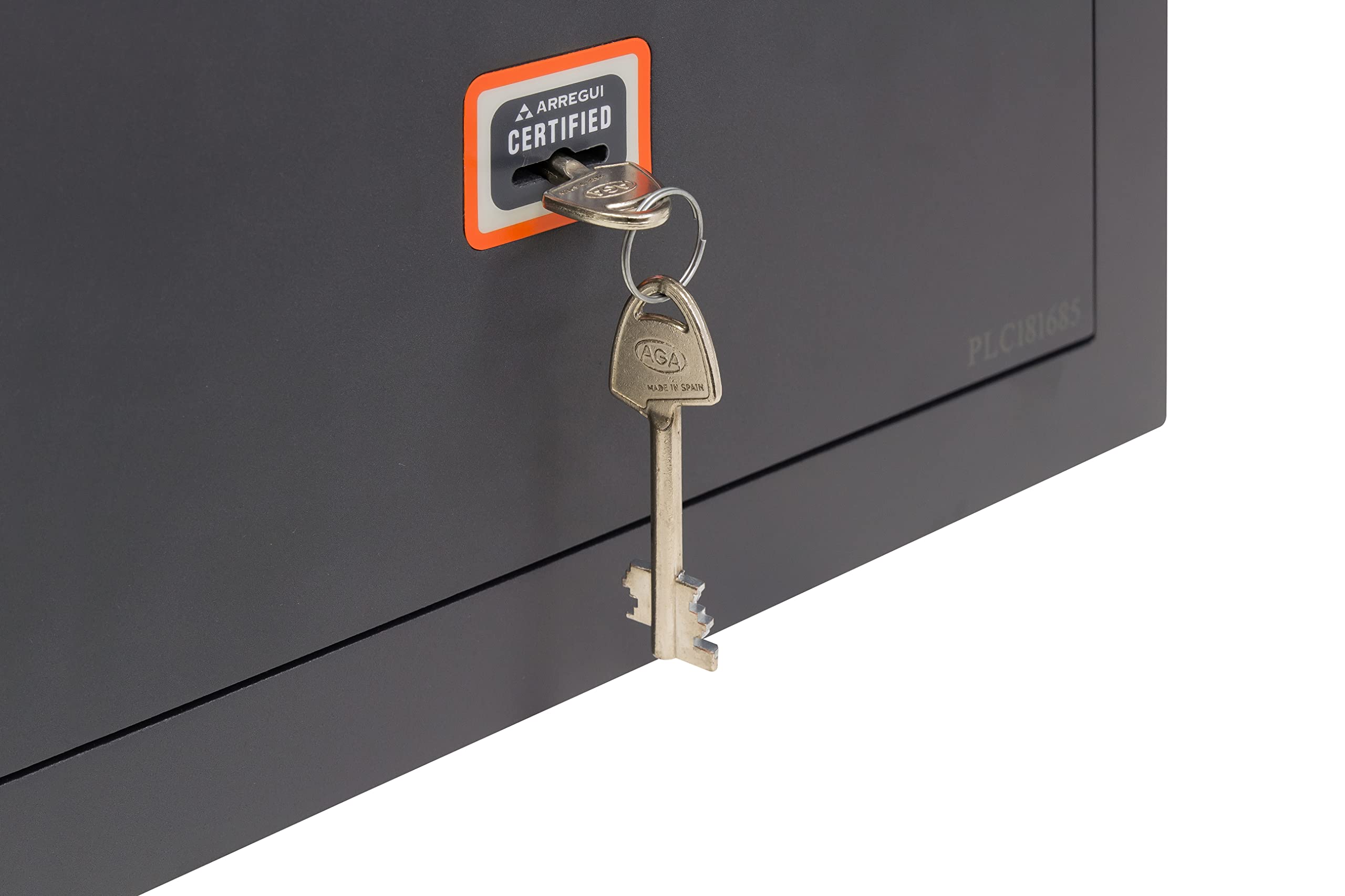 ARREGUI Plus C 181310 Caja fuerte de empotrar a pared con cerradura certificada de llave | Caja de Seguridad para casa y hogar | Fundo extensible | Fácil de instalar | 21 x 32 x 15/22 cm | 4 a 8 L