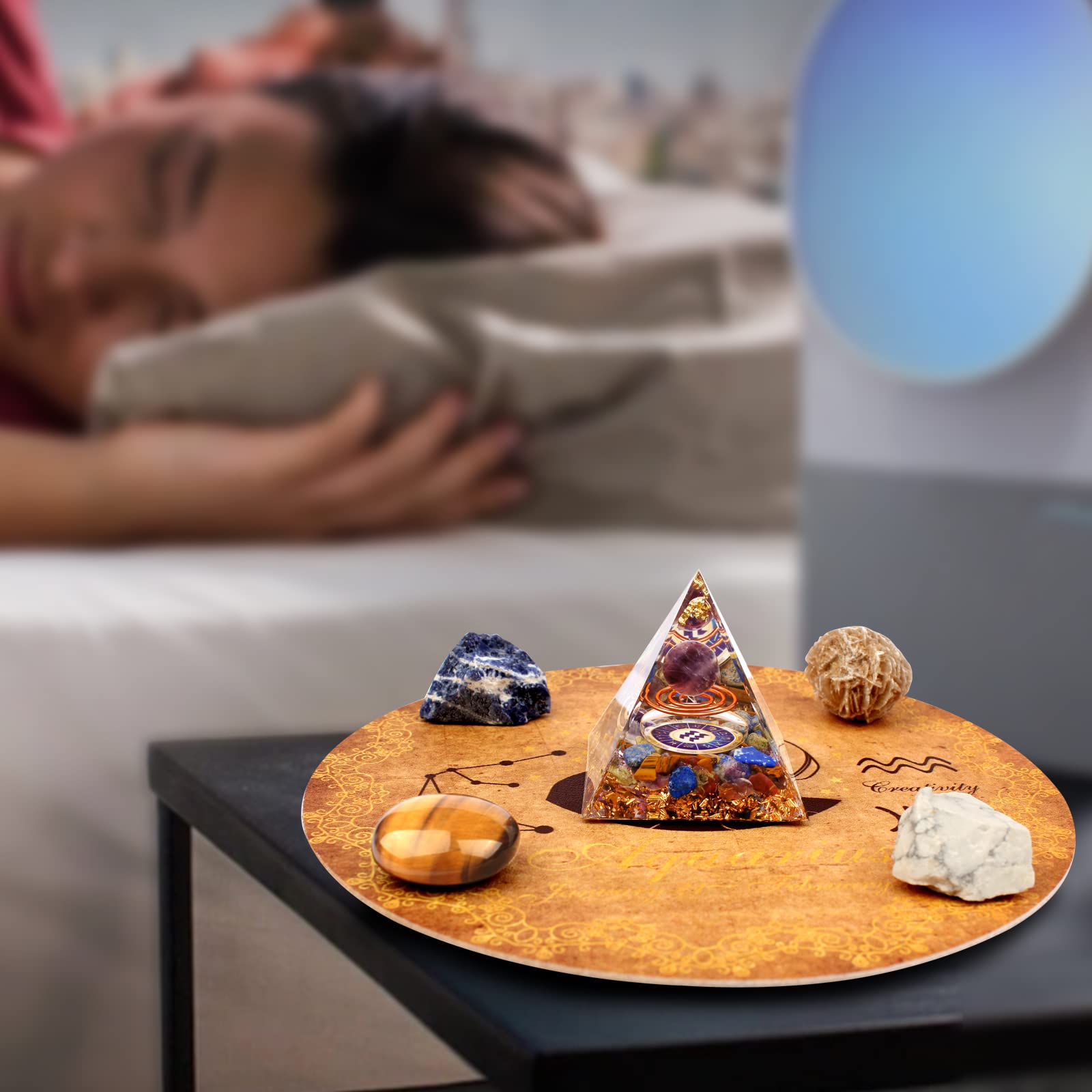 Horoscope Orgone Pyramide ，Coffret de cristaux de guérison Aquarius ，Pierres du signe du zodiaque pour accompagner la pierre de naissance, pour l'astrologie ，Reiki，Générateur d'énergie, Méditation