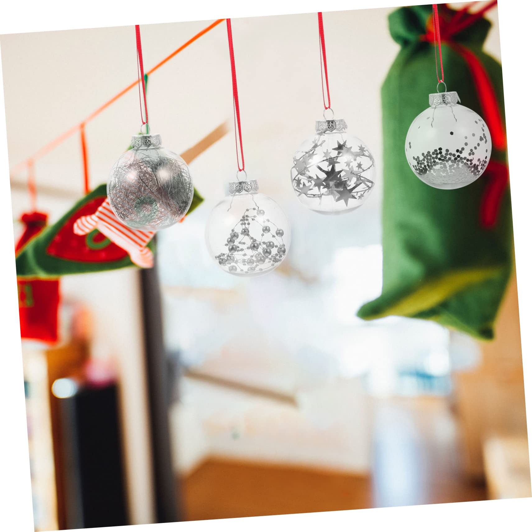 Ciieeo Hängende Christbaumkugeln Dekorative Weihnachtskugeln als Anhänger Festliche Baumanhänger für Weihnachtsbaum und Weihnachts-Dekoration Zufälliger Stil