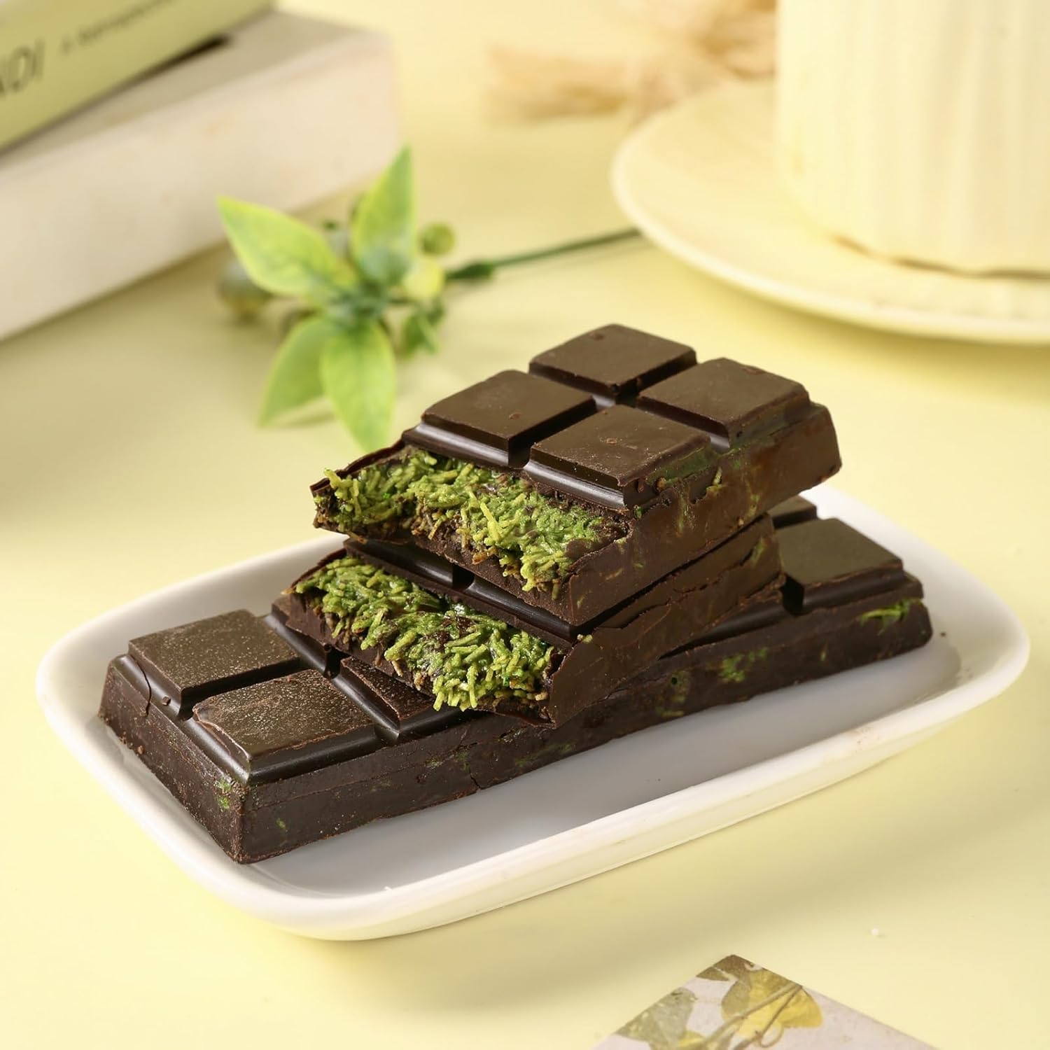 ドバイチョコレート 55gx2個 SNSで話題 チョコレート ドバイチョコ ダークチョコレート 食感豊かで 無添加剤 砂糖不使用 持ち運びやすい 個別包装チョコレート (55gx2個, DUBAI STYLE チョコレート)