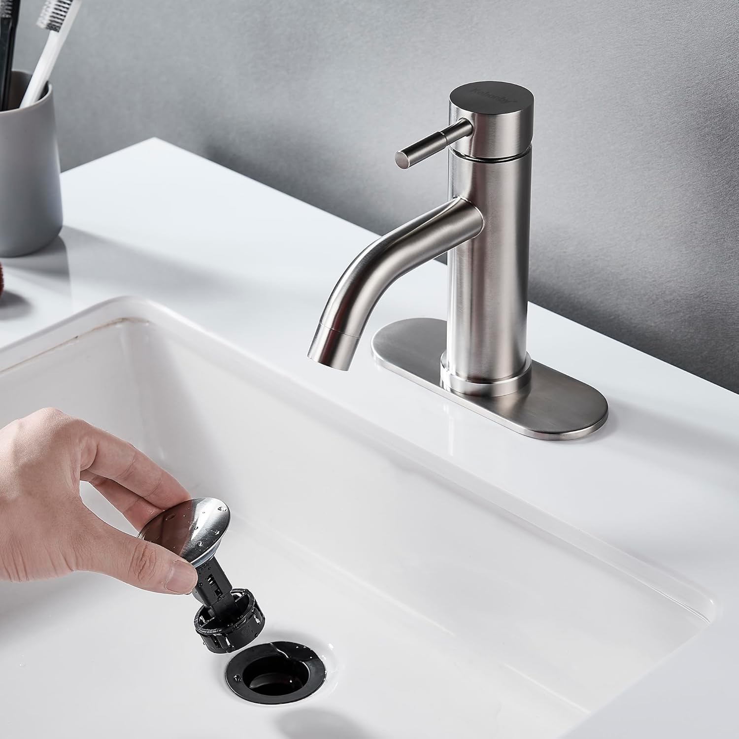 Single Hole Bathroom Sink Faucet Brushed Nicke, Modern Single Handle Bathroom Faucet Commercial Stainless Steel Basin Faucet with Drain