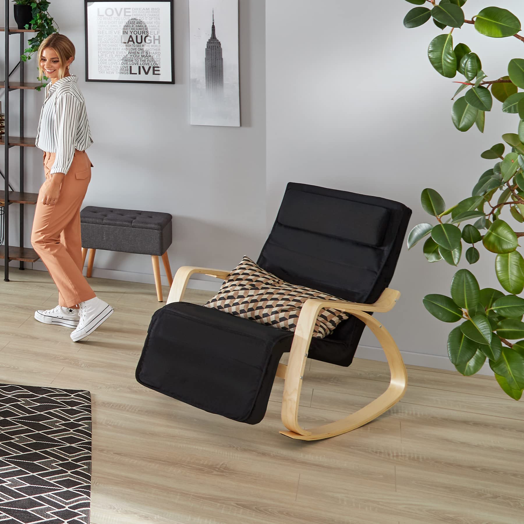 tectake® Sedia A Dondolo, Poltrona Relax Ergonomica, Poggiapiedi, Poltrona a Dondolo, Imbottita, Rivestimento Lavabile, Struttura Legno, Per Salotto, Camera Da Letto, Ufficio, Studio - Grigio Chiaro