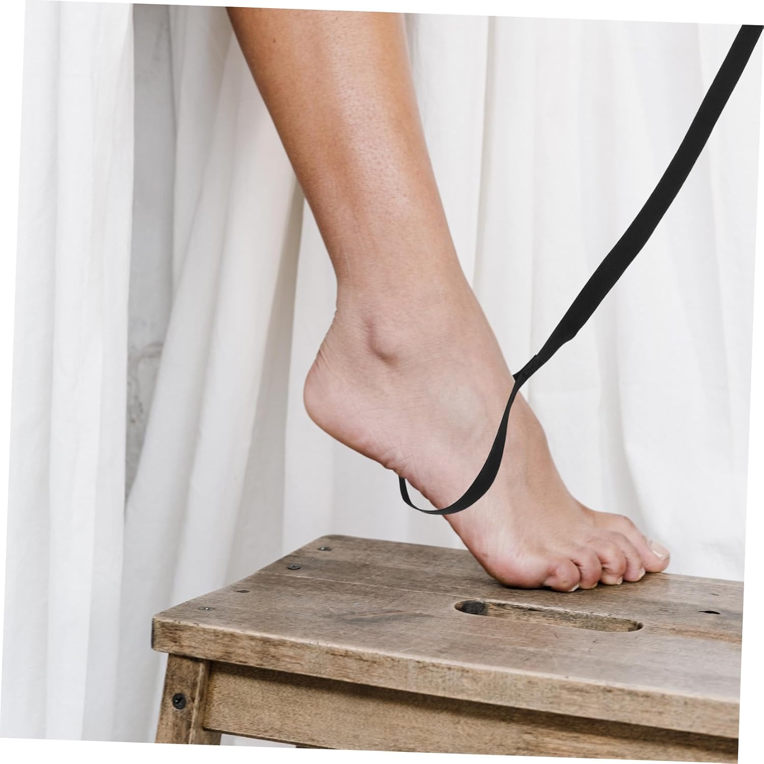 KOMBIUDA Leg Lifter for Elderly Leg Lifting Assist Strap Improve Flexibility Tone Muscles Portable Home Gym Equipment