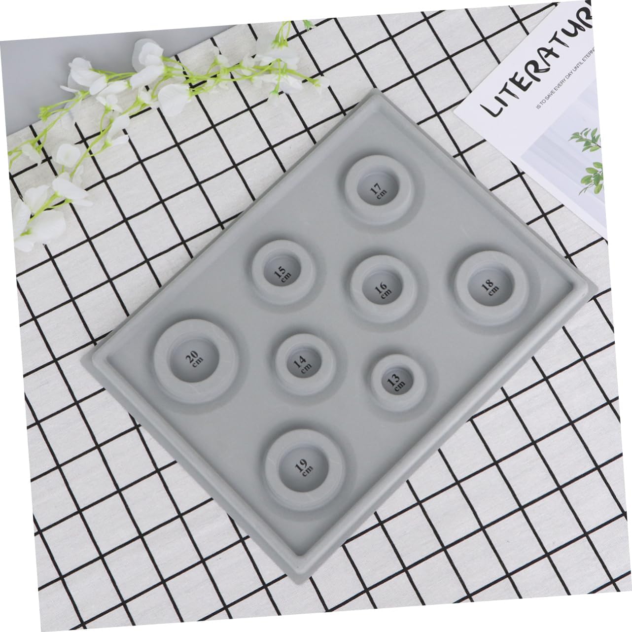 VILLFUL Bead Design Tray for Jewelry Making DIY Bracelet and Necklace Crafting Board Multi-Color Bead Tray for Artists for Home and Studio Use