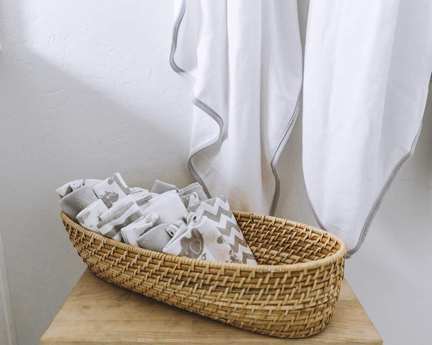 SpaSilk Juego de toallas y toallas de baño con capucha para bebés, juego de regalo de 23 piezas, gris, (regalo GBA23 0501)