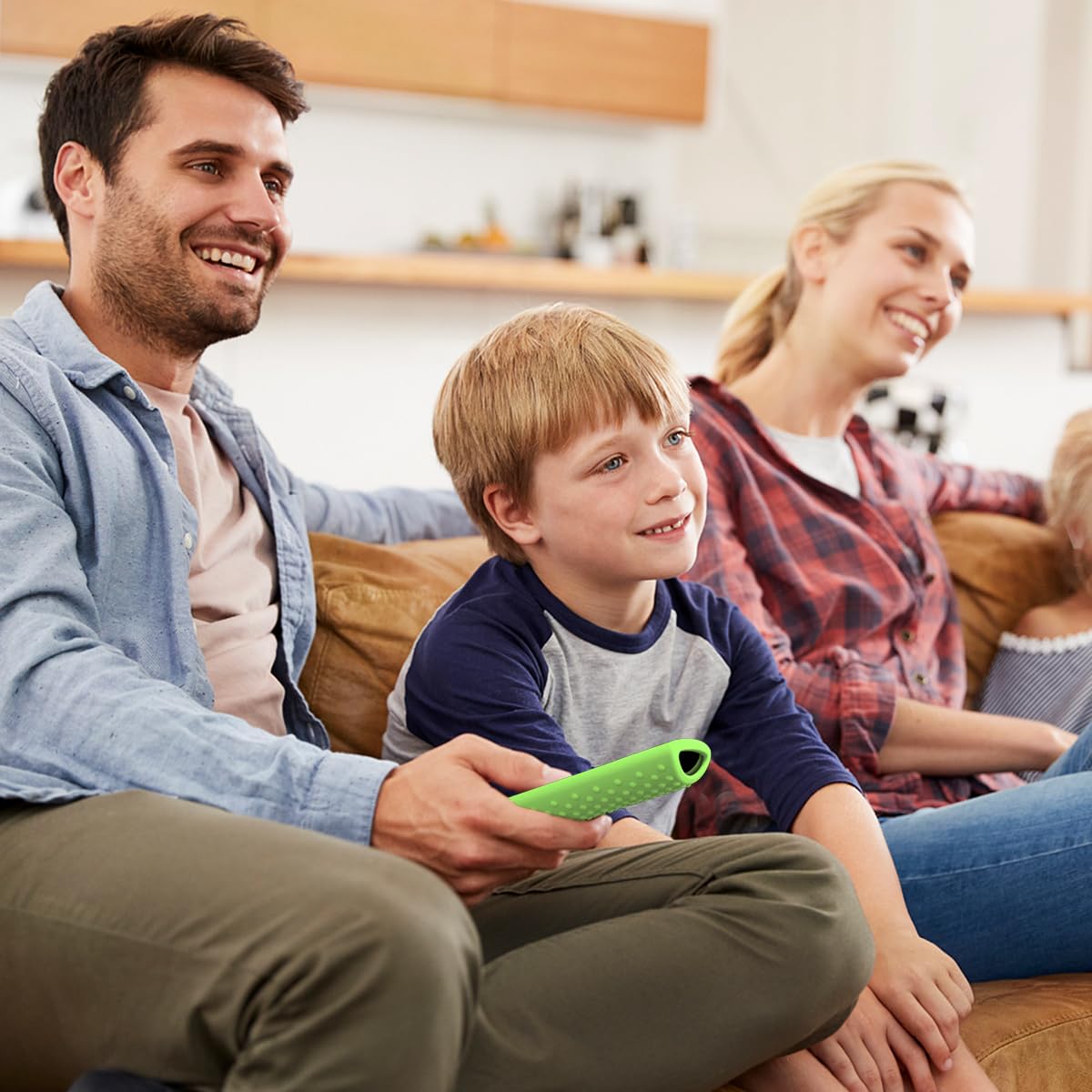 Silikonhülle, 16,4 cm (6,4 Zoll), kompatibel mit Fire TV Stick 4K Max 2. Generation 2023 Fernbedienung, Toshiba/Insignia Smart TV Fernbedienung, Silikonhülle, Anti-Rutsch-Hülle mit Umhängeband